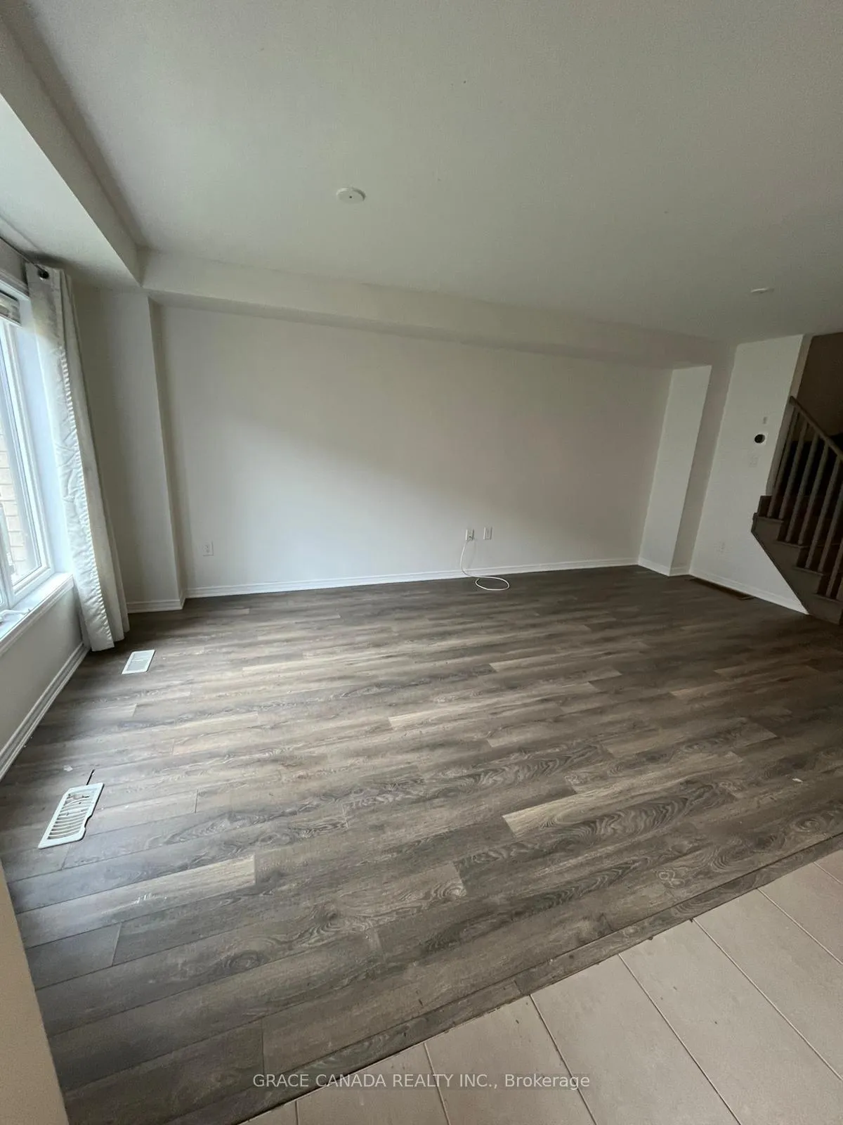 Photo 17 of 71 Bedrock Drive, Hamilton, Stoney Creek — HOMEH