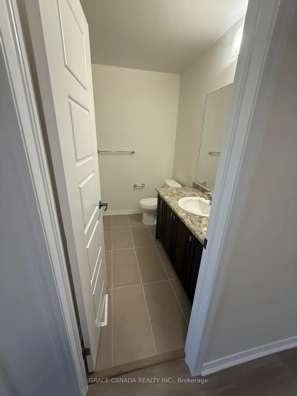 Photo 18 of 71 Bedrock Drive, Hamilton, Stoney Creek — HOMEH