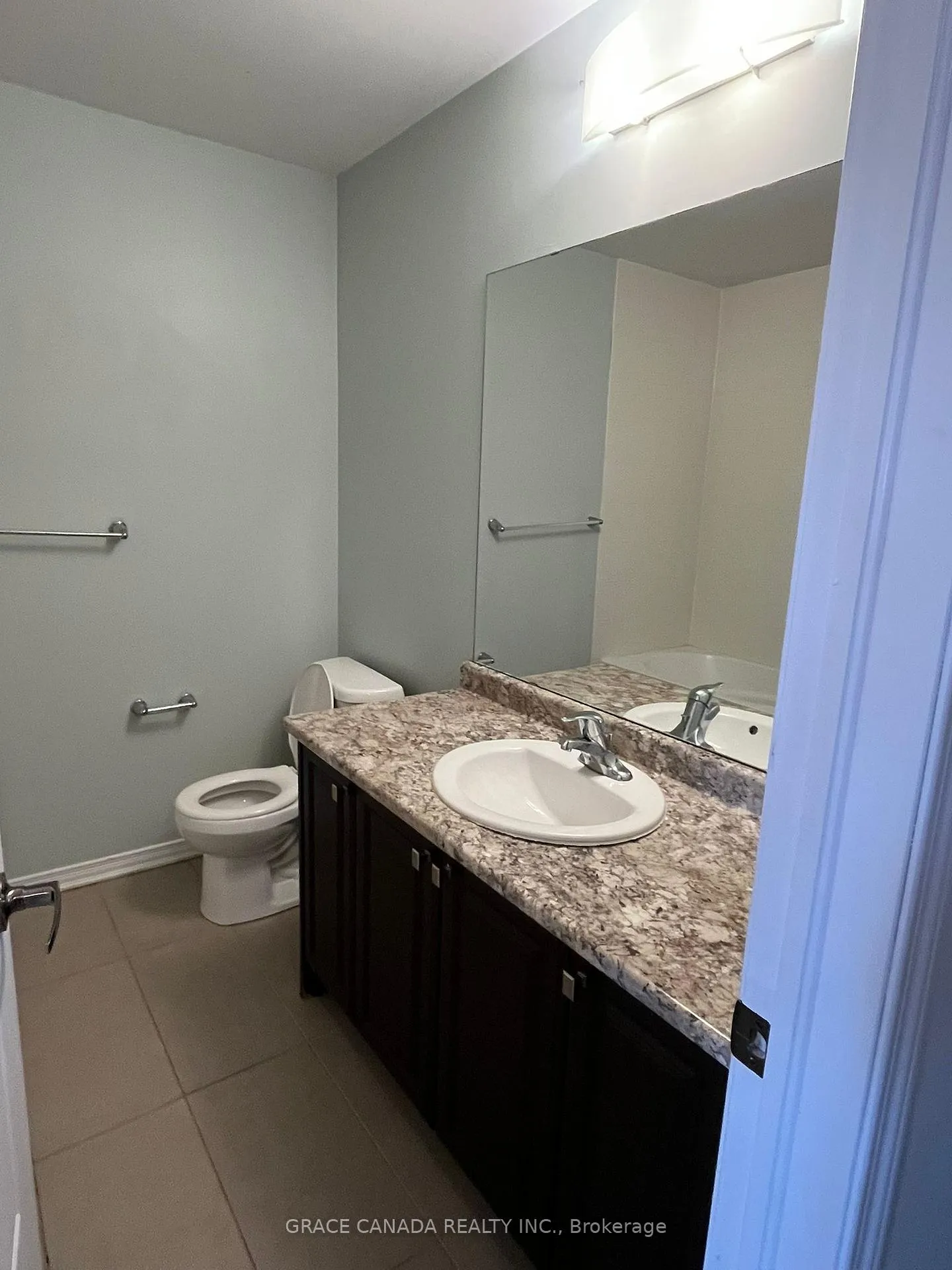 Photo 21 of 71 Bedrock Drive, Hamilton, Stoney Creek — HOMEH
