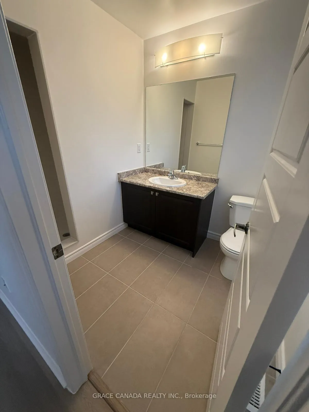 Photo 29 of 71 Bedrock Drive, Hamilton, Stoney Creek — HOMEH