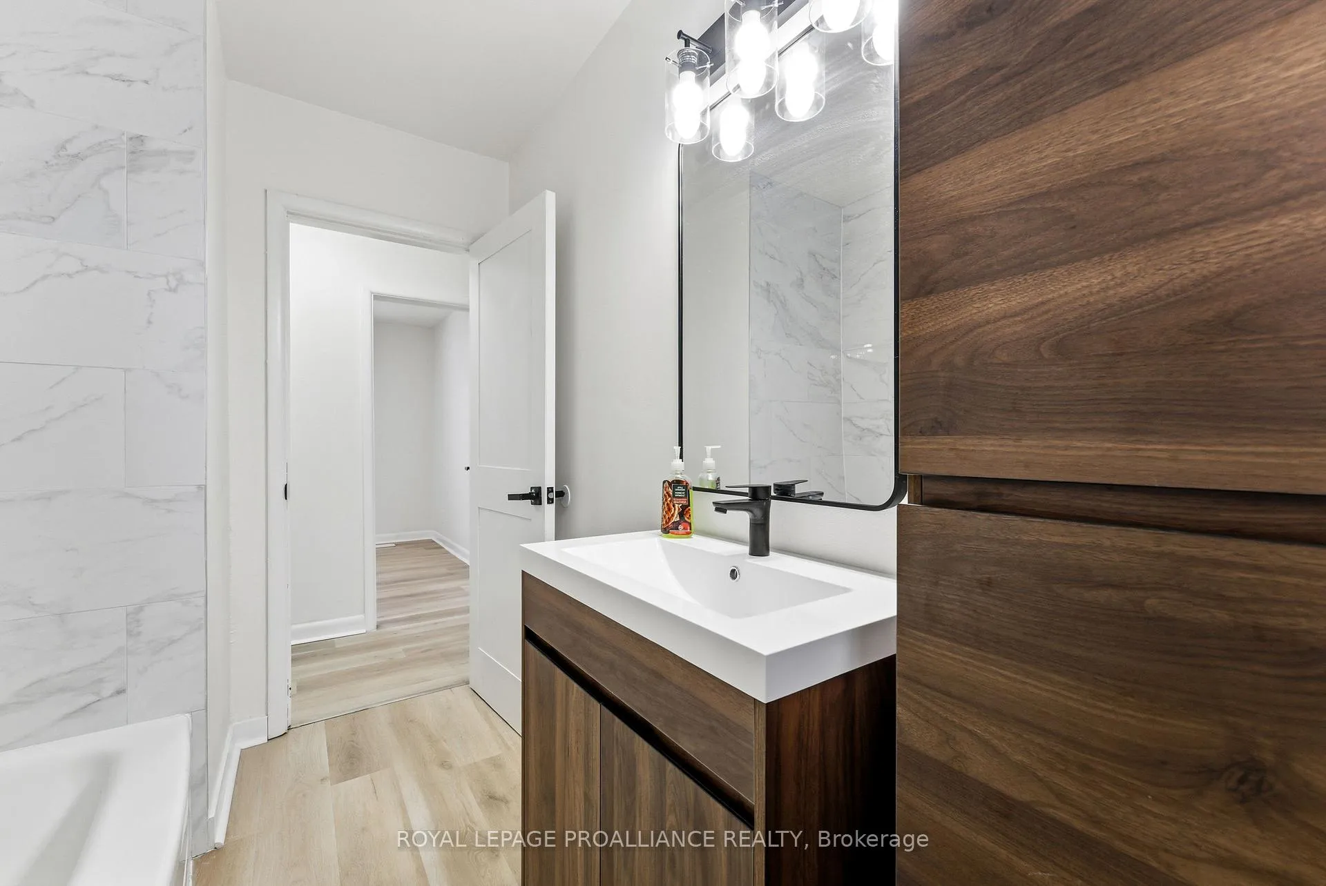 Photo 25 of 94 Rollins Drive, Belleville, Belleville Ward — HOMEH