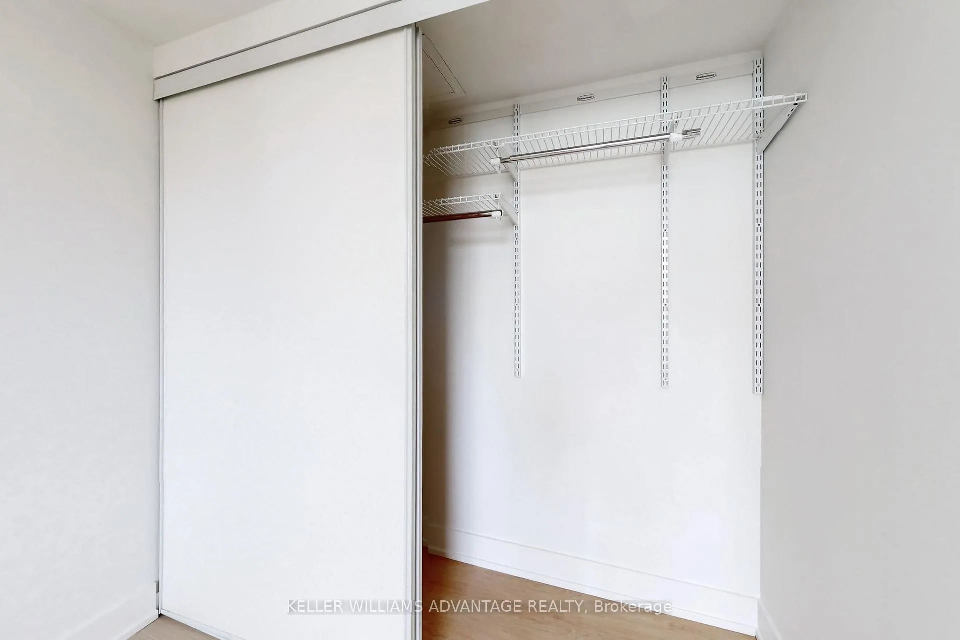 Photo 22 of Unit 405, 1863 Queen Street E, Toronto, The Beaches — HOMEH