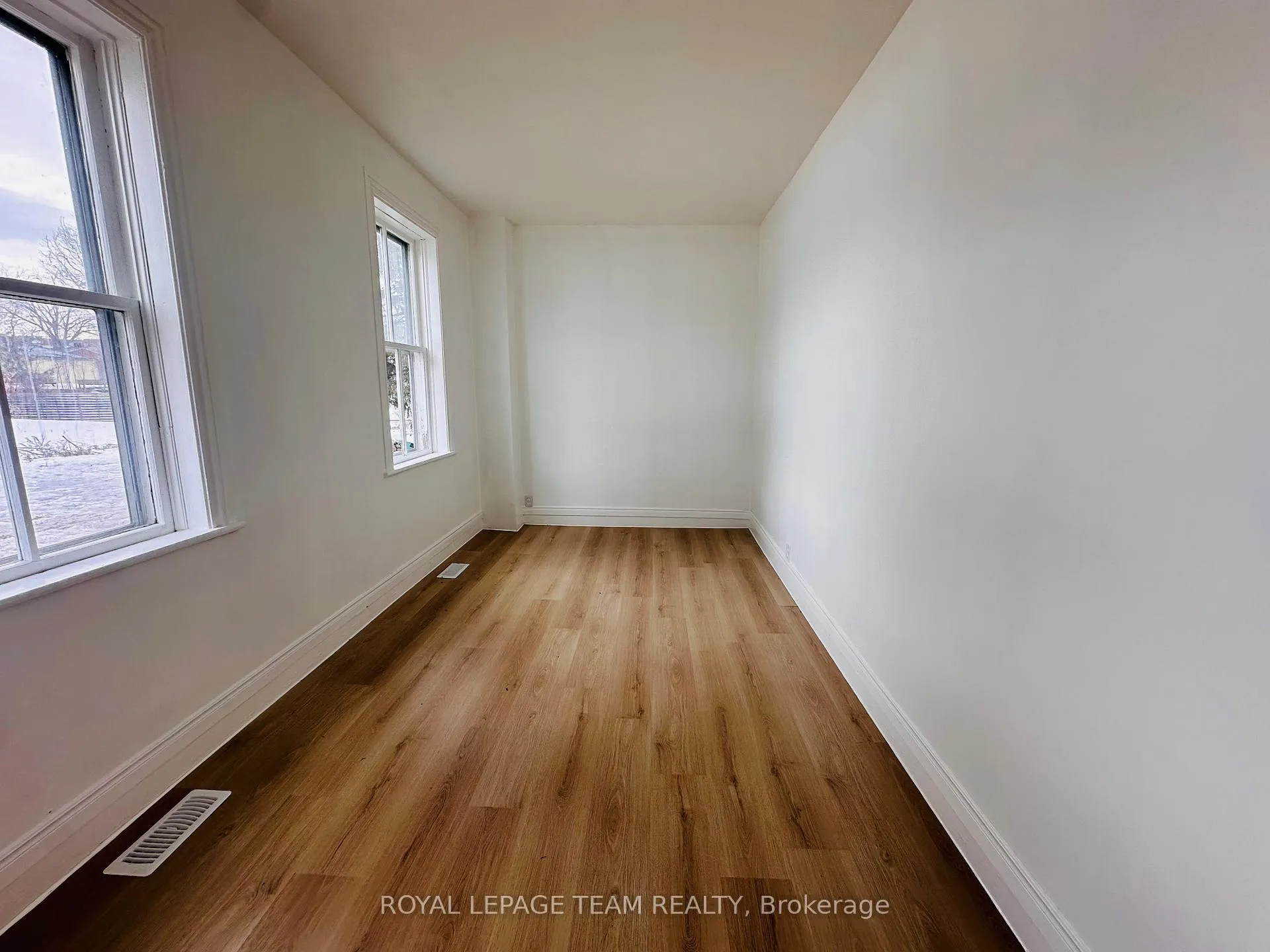 Photo 7 of 202 Bell Street, Arnprior — HOMEH