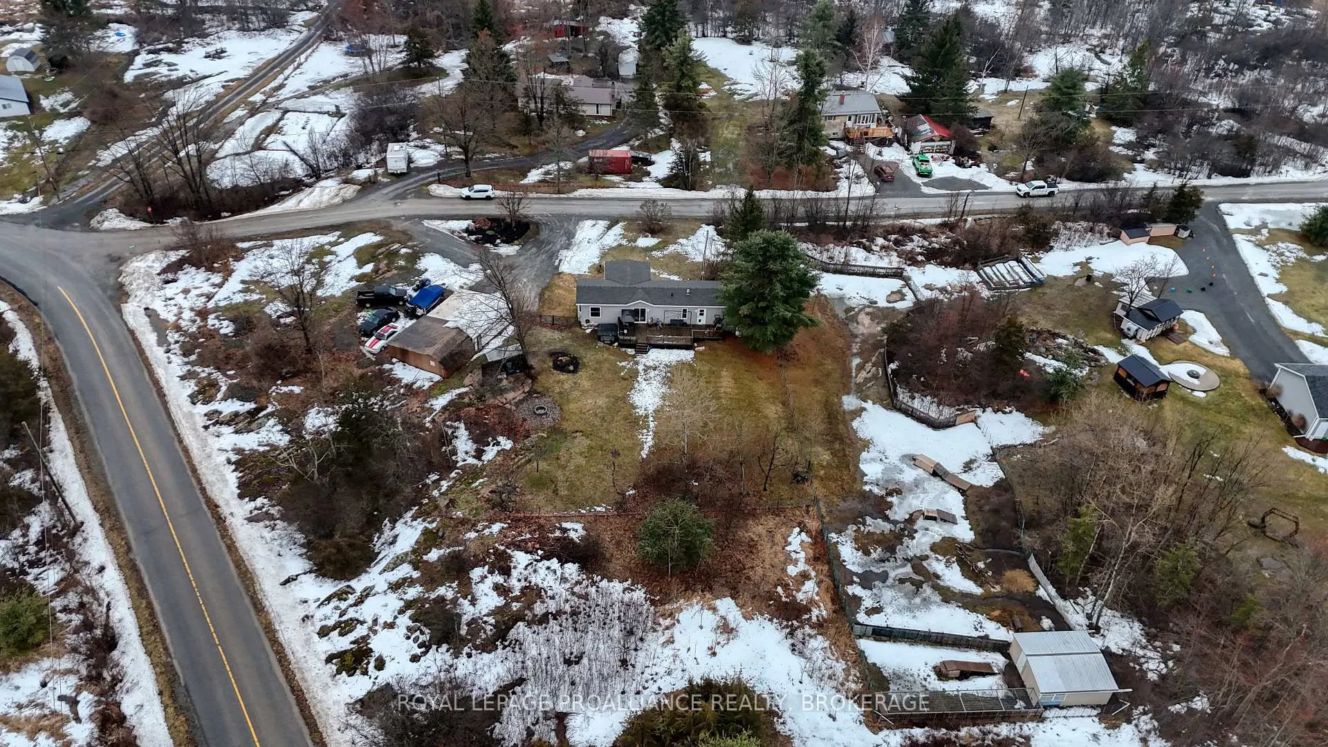 Photo 2 of 1288 Asselstine Road, Frontenac, Frontenac South — HOMEH