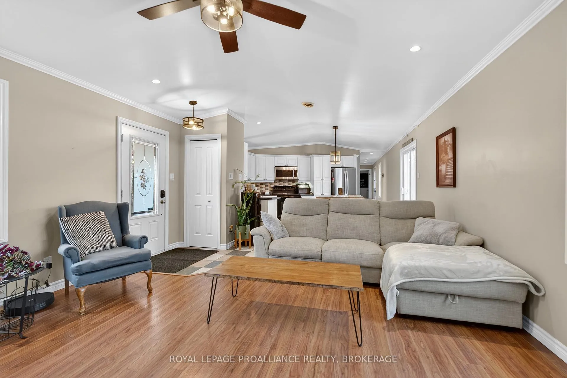 Photo 6 of 1288 Asselstine Road, Frontenac, Frontenac South — HOMEH