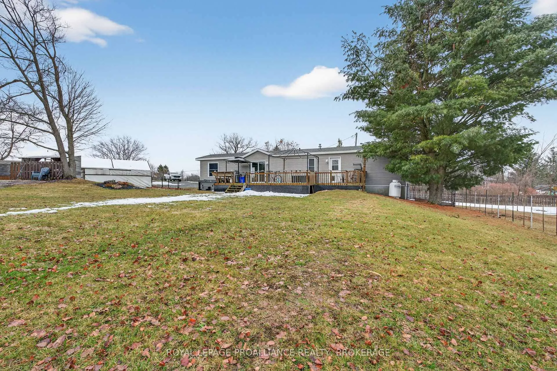 Photo 21 of 1288 Asselstine Road, Frontenac, Frontenac South — HOMEH
