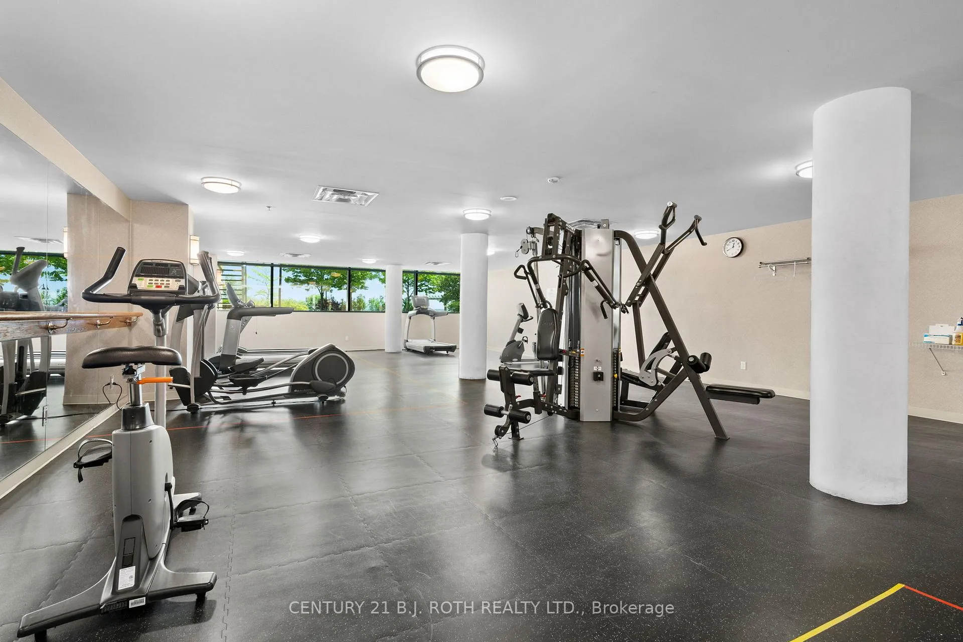 Photo 36 of Unit PH09, 37 Ellen Street, Barrie, Lakeshore — HOMEH
