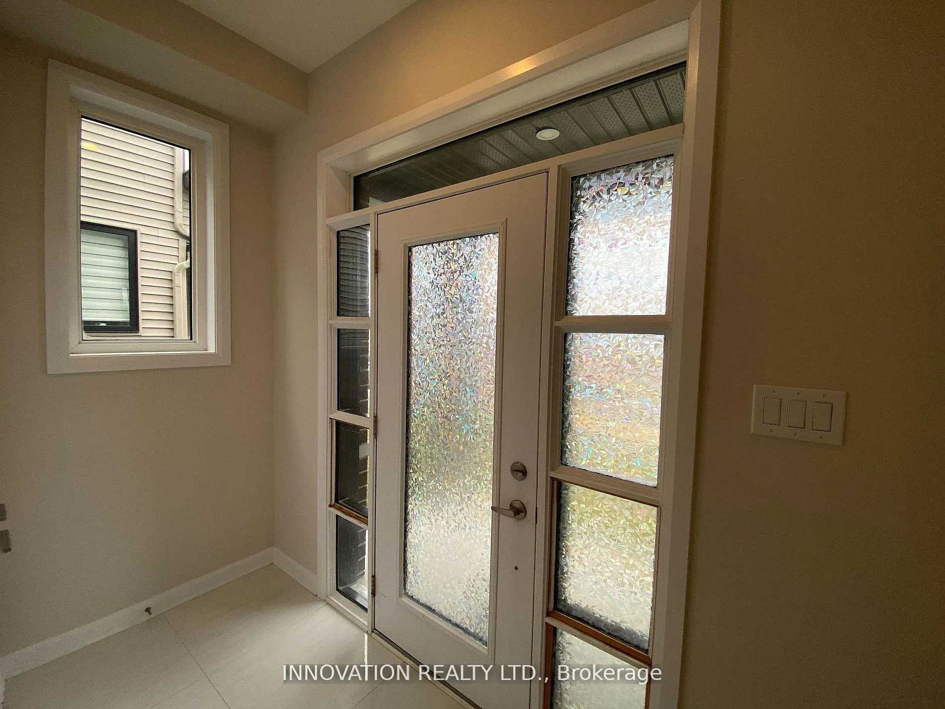 Photo 3 of 213 Invention Boulevard, Ottawa, Kanata - Morgan's Grant/South March — HOMEH
