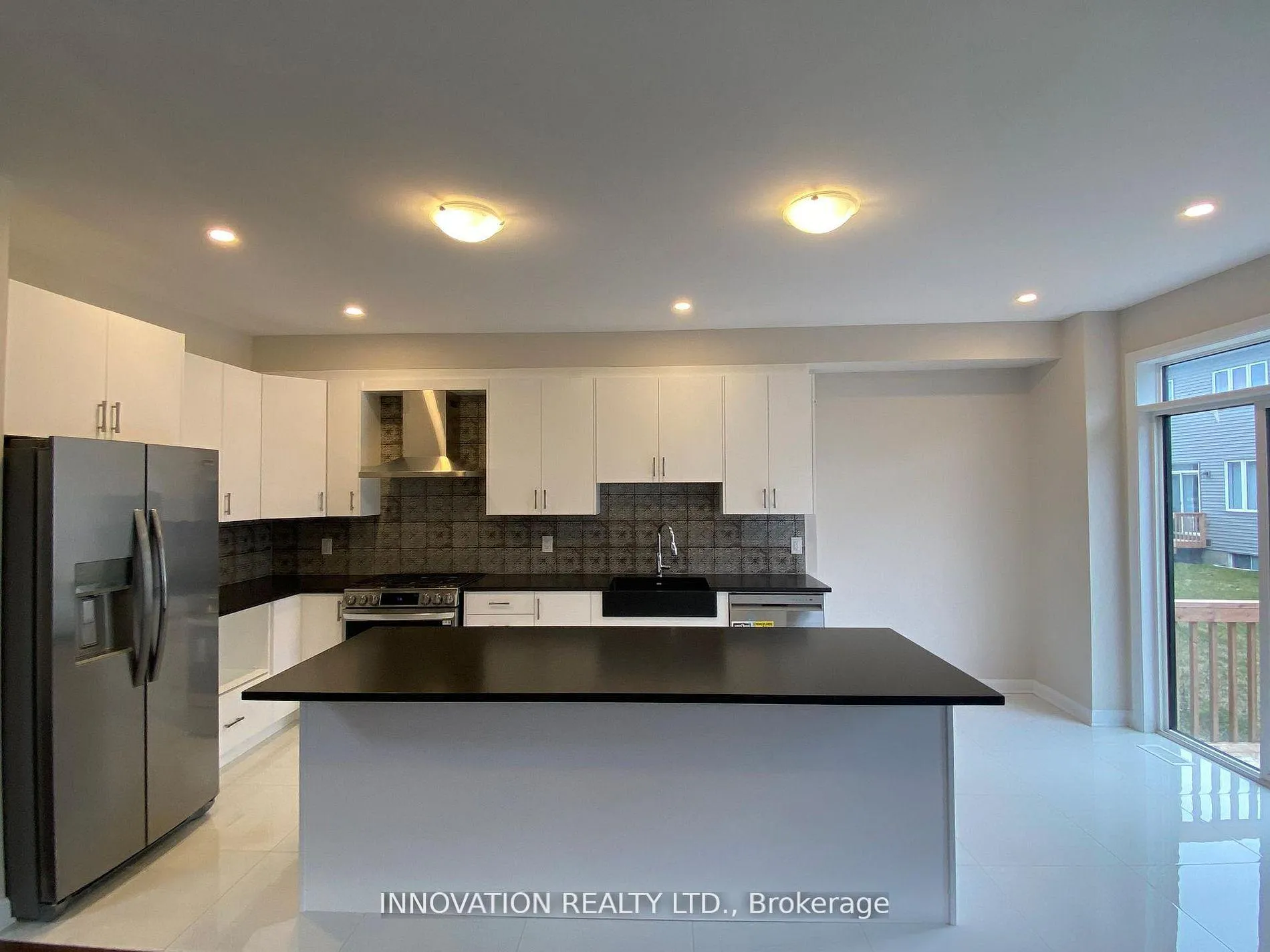 Photo 12 of 213 Invention Boulevard, Ottawa, Kanata - Morgan's Grant/South March — HOMEH