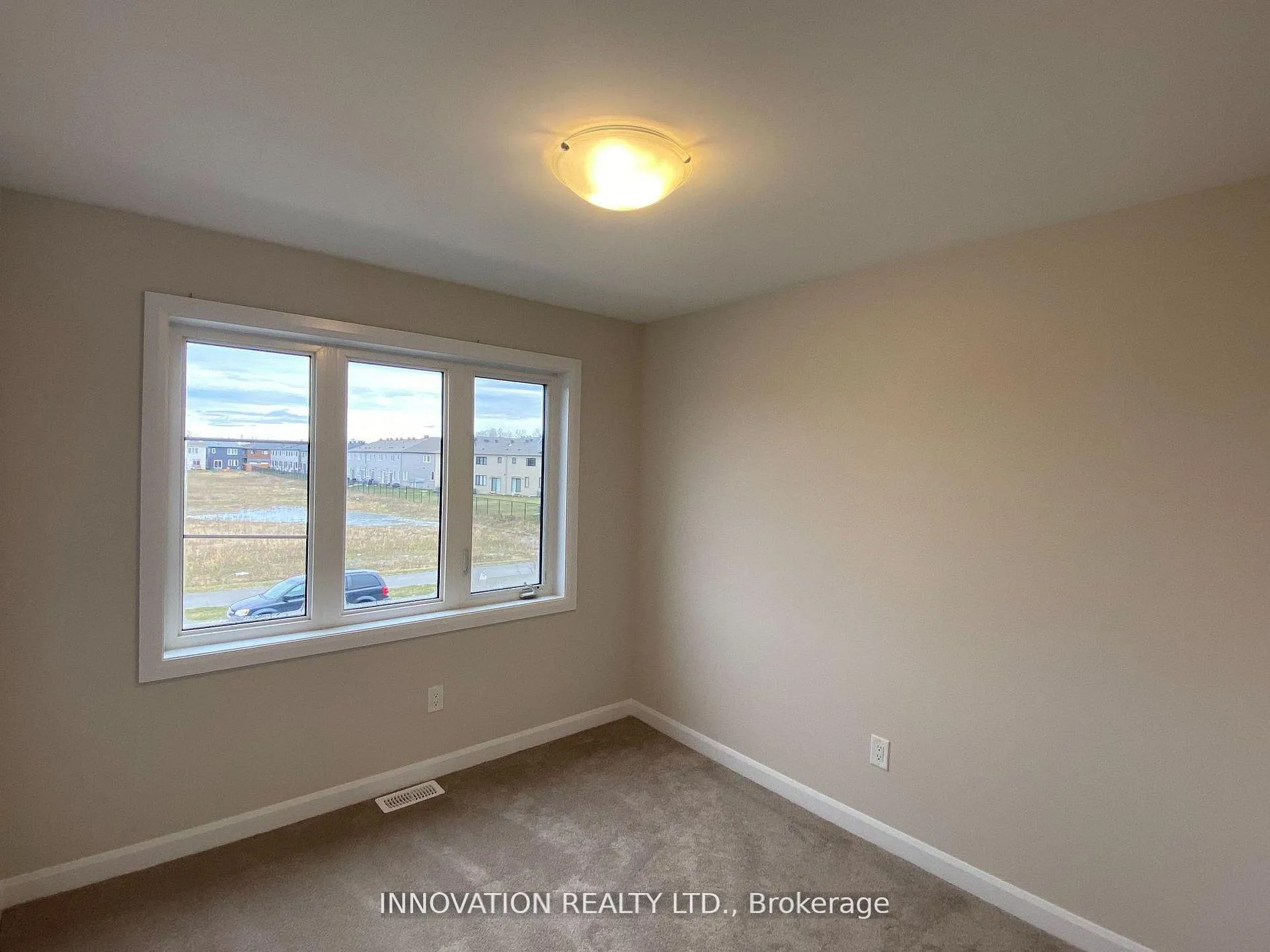Photo 25 of 213 Invention Boulevard, Ottawa, Kanata - Morgan's Grant/South March — HOMEH