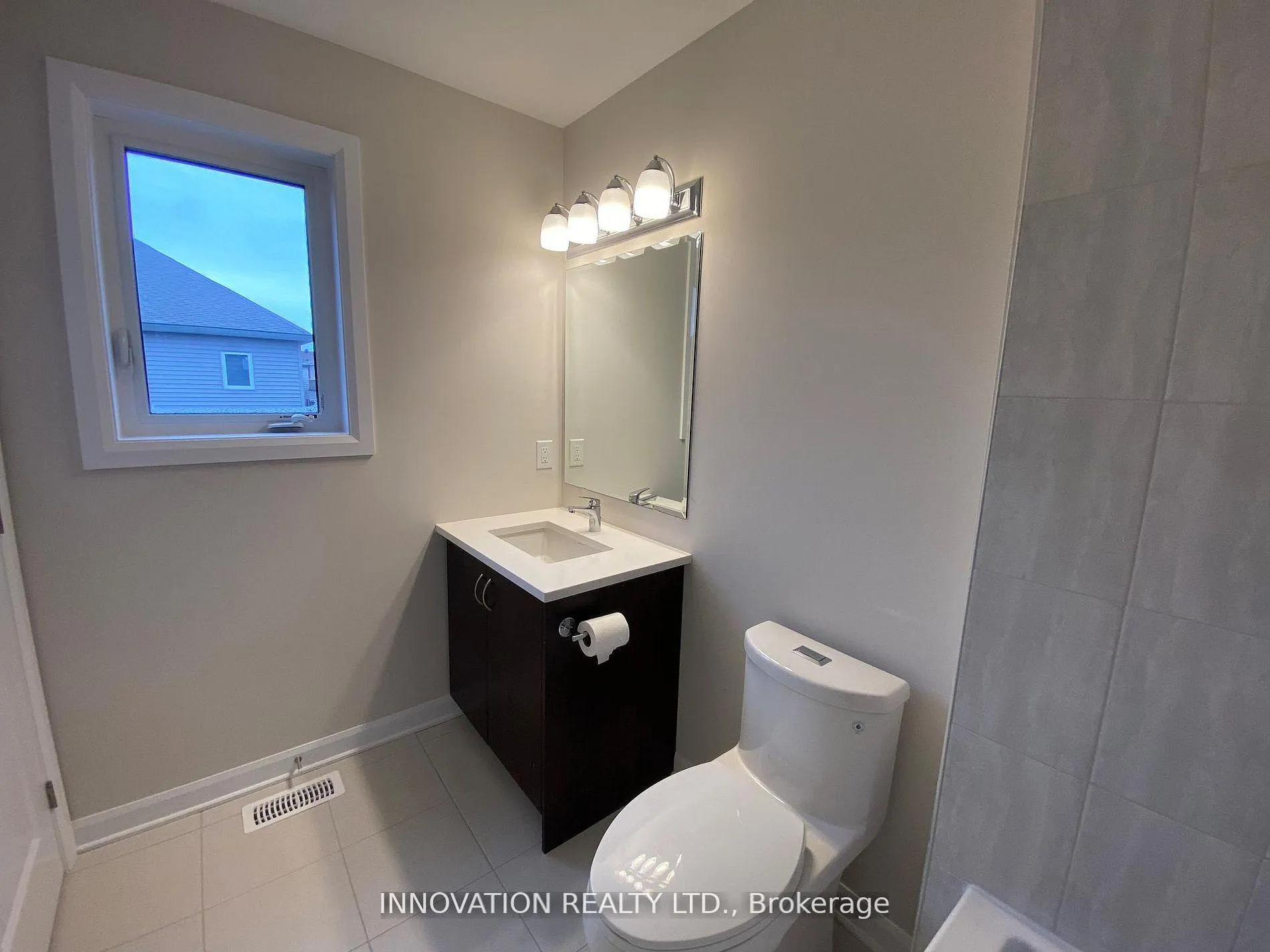 Photo 26 of 213 Invention Boulevard, Ottawa, Kanata - Morgan's Grant/South March — HOMEH