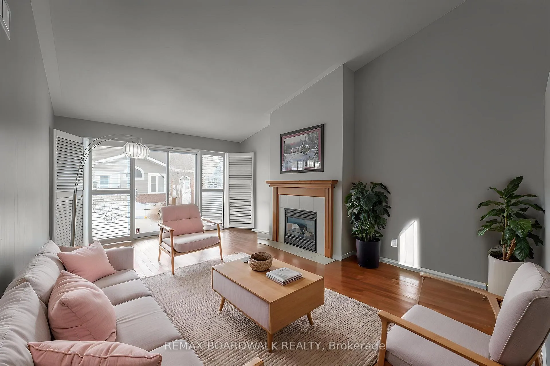 Photo 13 of 57 Nighthawk Crescent, Ottawa, Kanata - Bridlewood — HOMEH