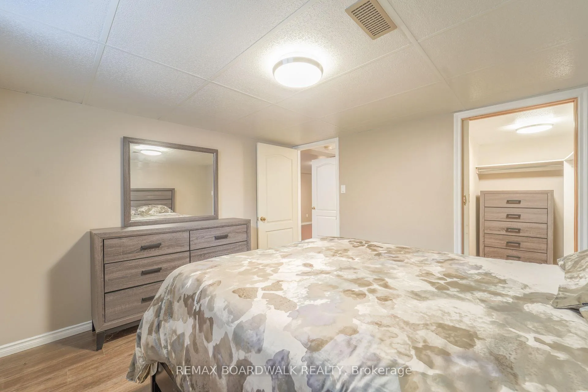 Photo 23 of 57 Nighthawk Crescent, Ottawa, Kanata - Bridlewood — HOMEH