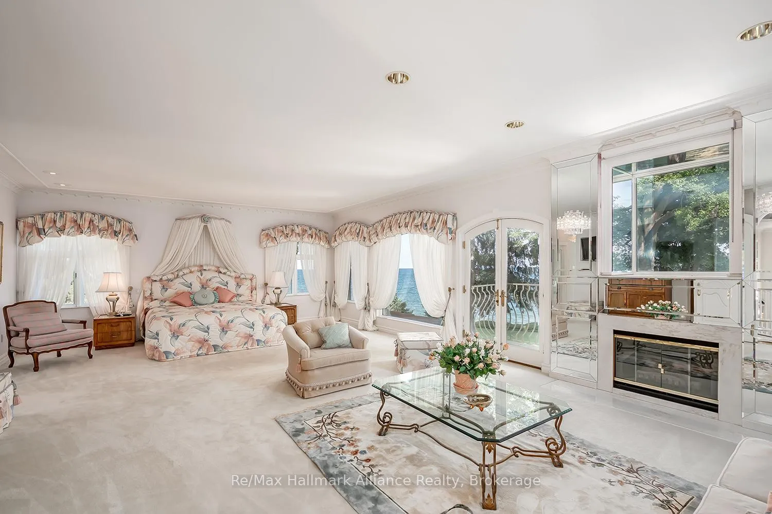 Photo 25 of 49 Cox Drive, Oakville, Morrison — HOMEH