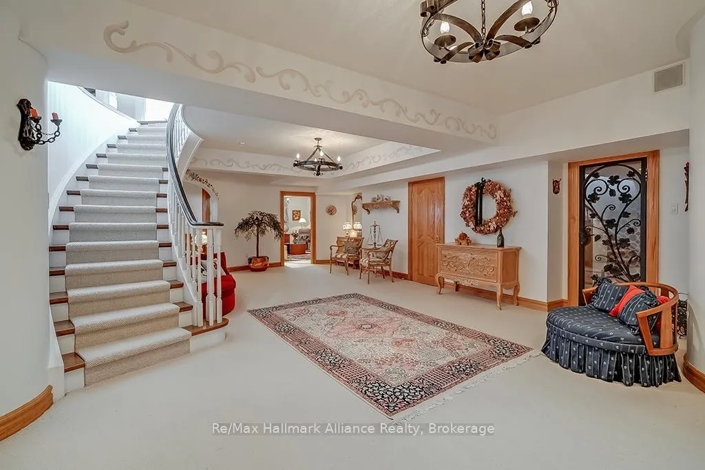 Photo 33 of 49 Cox Drive, Oakville, Morrison — HOMEH