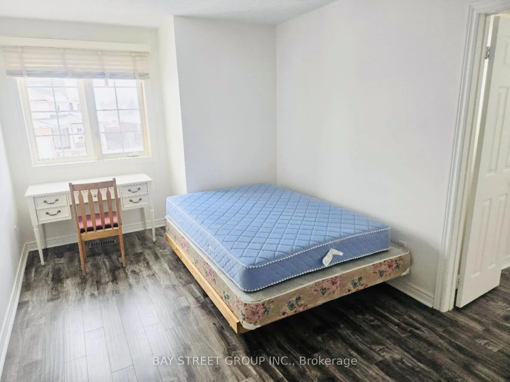 Photo 9 of 315 Niagara Drive, Oshawa, Samac — HOMEH