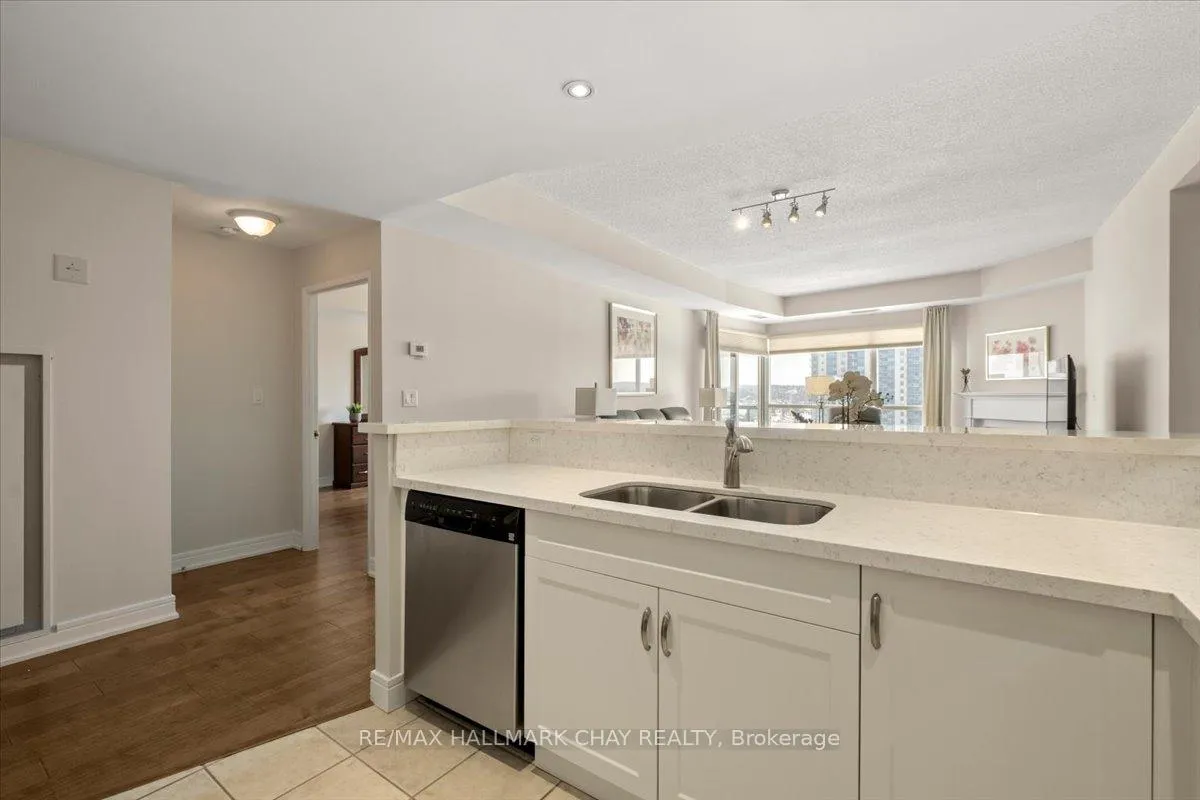 Photo 17 of Unit 903, 2 Toronto Street, Barrie, City Centre — HOMEH
