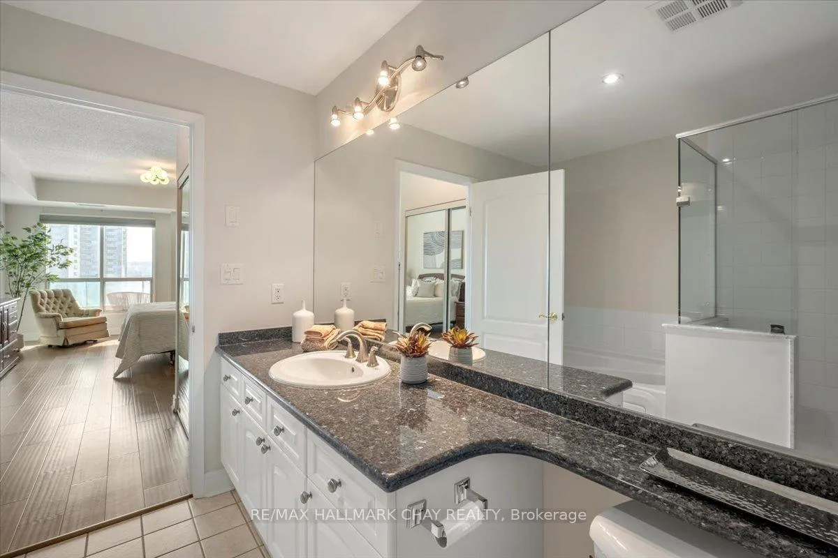 Photo 31 of Unit 903, 2 Toronto Street, Barrie, City Centre — HOMEH