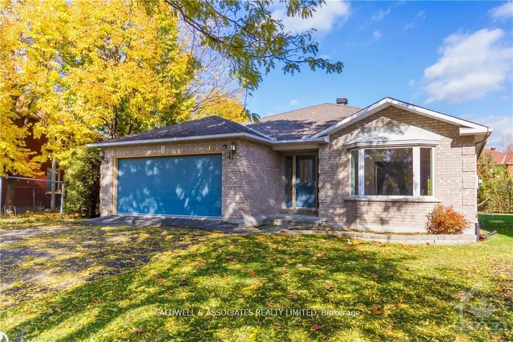 Photo 1 of 13 Sai Crescent, Ottawa, Hunt Club Park — HOMEH