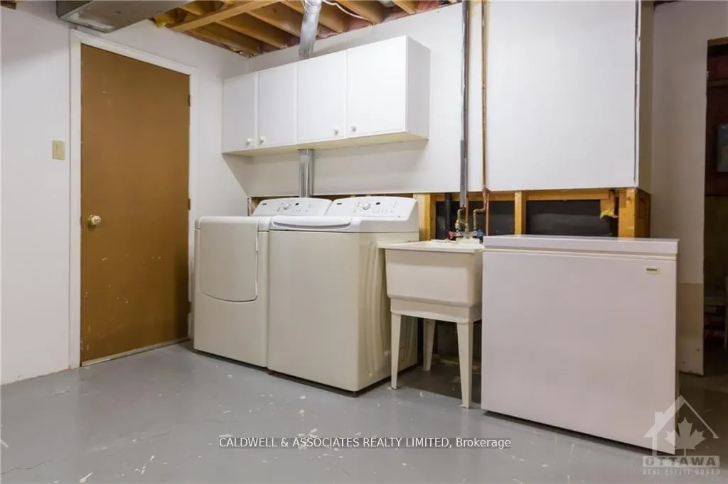 Photo 24 of 13 Sai Crescent, Ottawa, Hunt Club Park — HOMEH