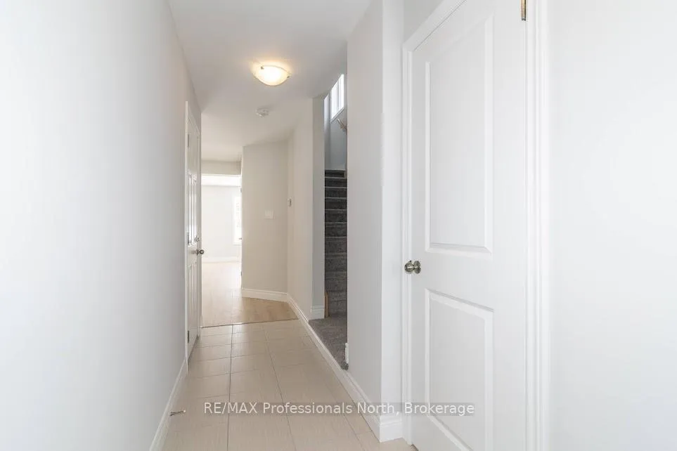 Photo 4 of 13 McConnell Crescent, Bracebridge, Macaulay — HOMEH