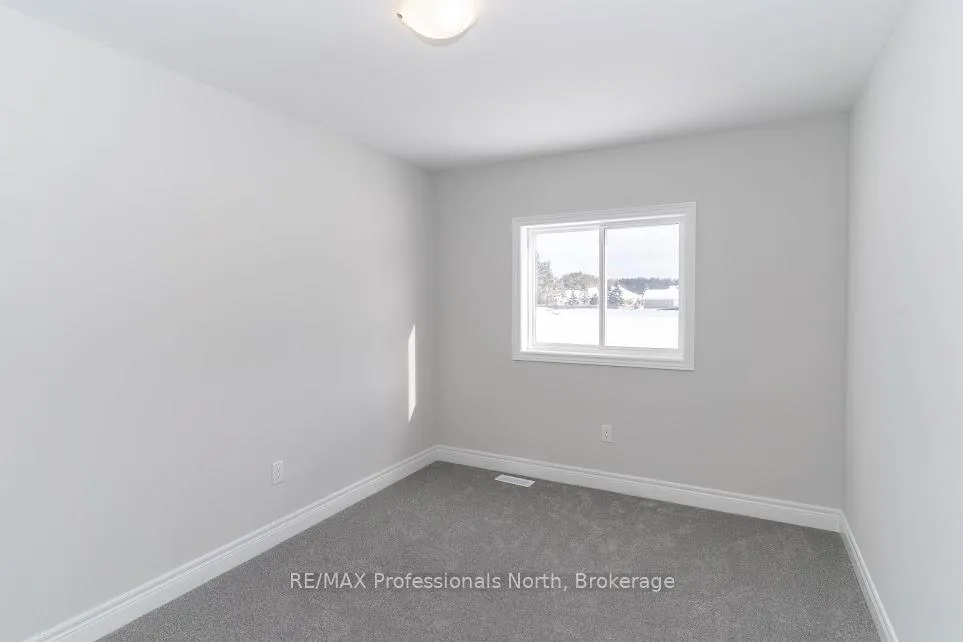 Photo 18 of 13 McConnell Crescent, Bracebridge, Macaulay — HOMEH