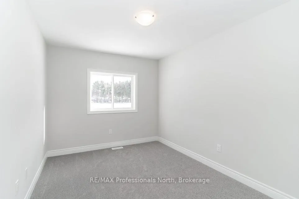 Photo 20 of 13 McConnell Crescent, Bracebridge, Macaulay — HOMEH