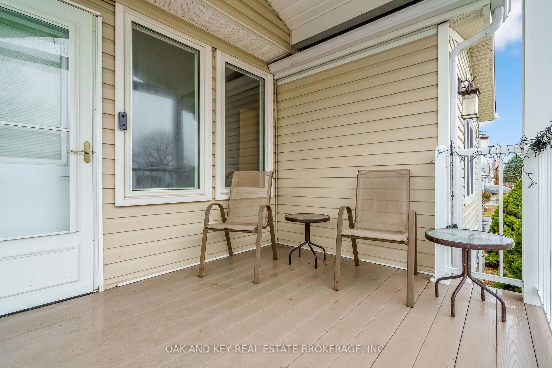 Photo 4 of 18 George Street, Strathroy-Caradoc, SE — HOMEH