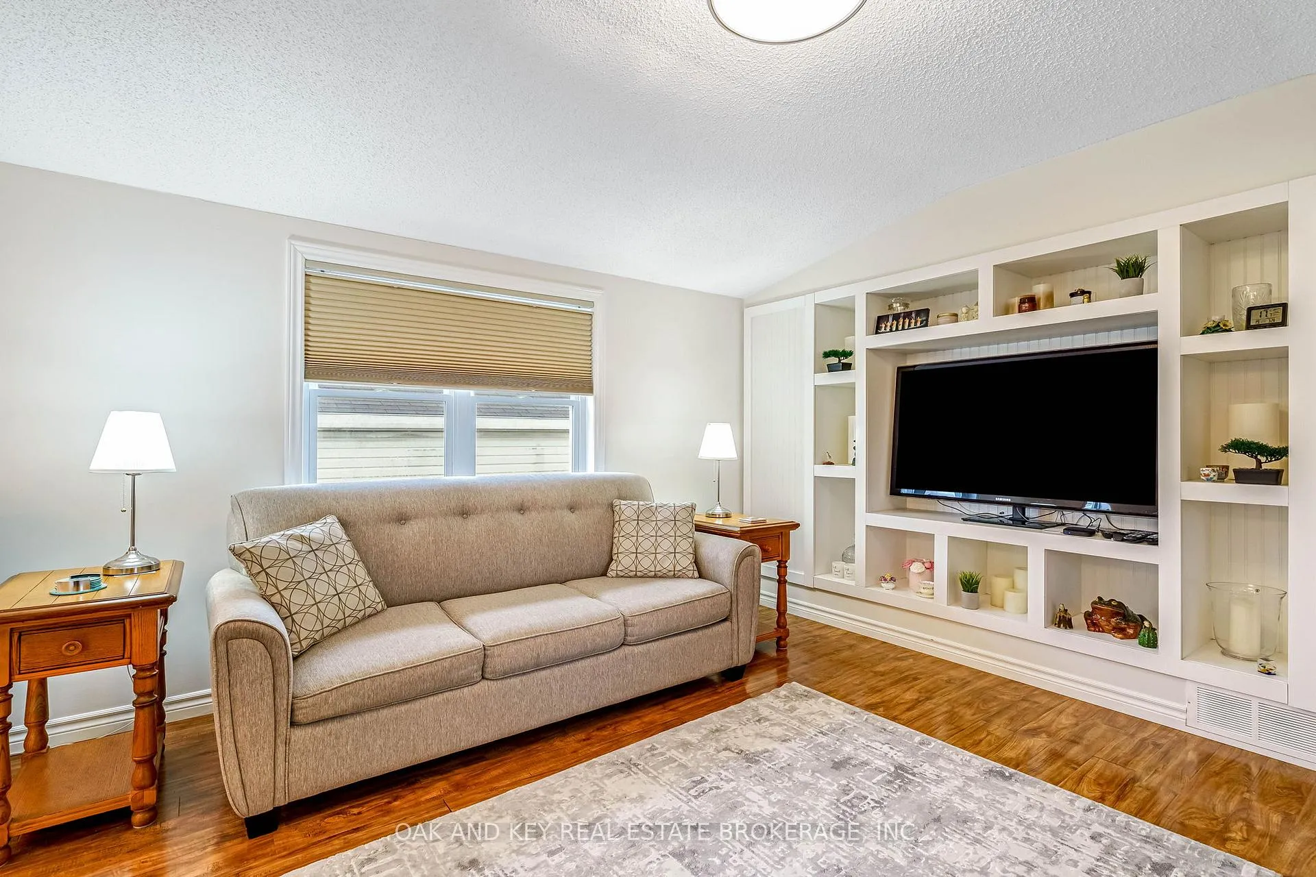 Photo 13 of 18 George Street, Strathroy-Caradoc, SE — HOMEH