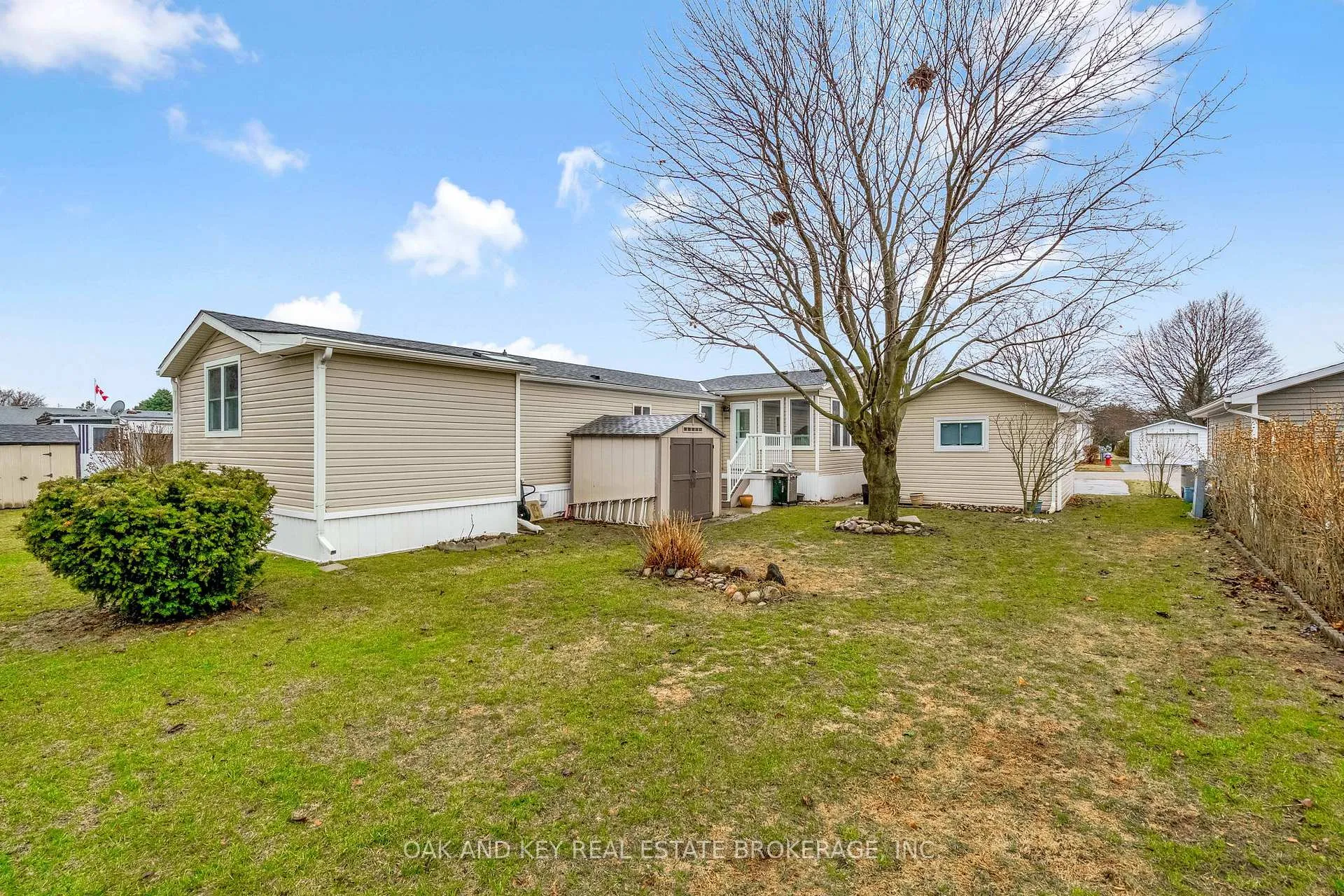 Photo 40 of 18 George Street, Strathroy-Caradoc, SE — HOMEH