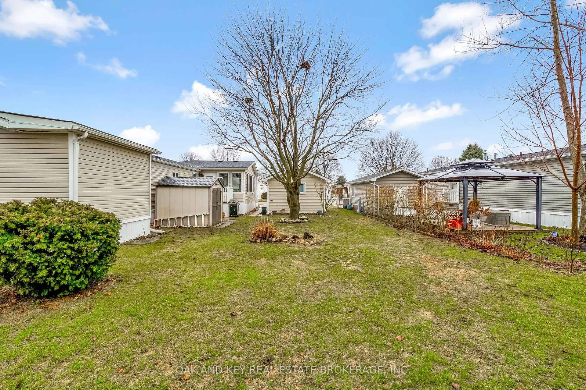 Photo 41 of 18 George Street, Strathroy-Caradoc, SE — HOMEH