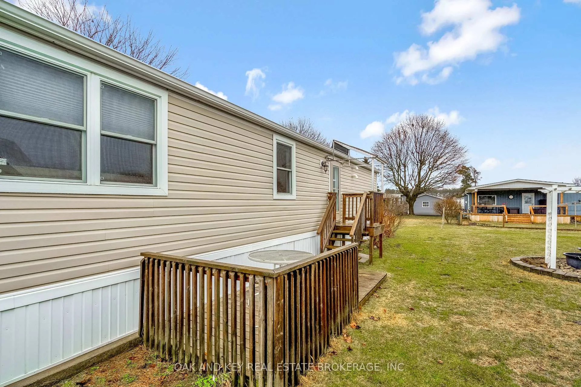 Photo 43 of 18 George Street, Strathroy-Caradoc, SE — HOMEH