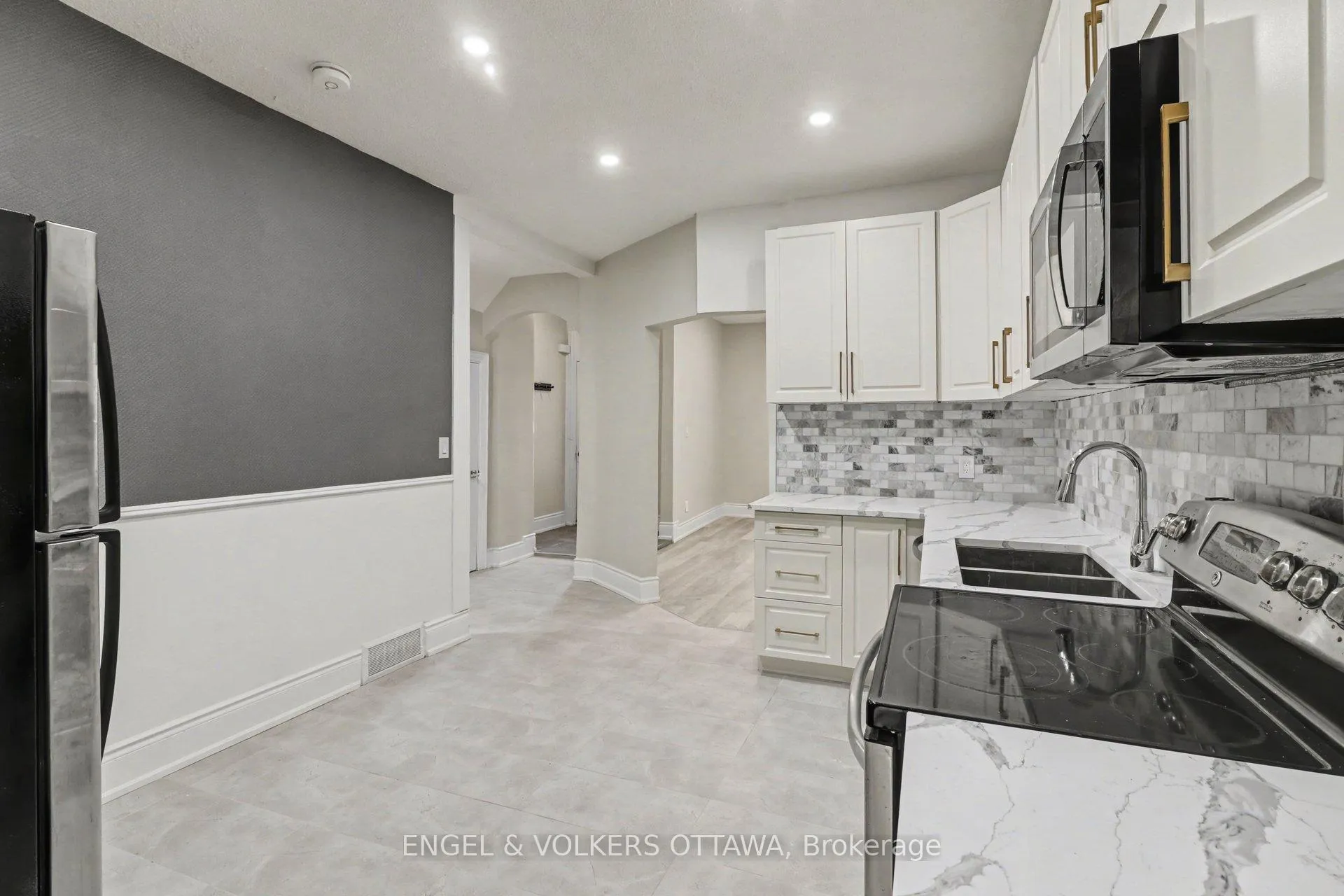 Photo 6 of 176 Arlington Avenue, Ottawa, Ottawa Centre — HOMEH