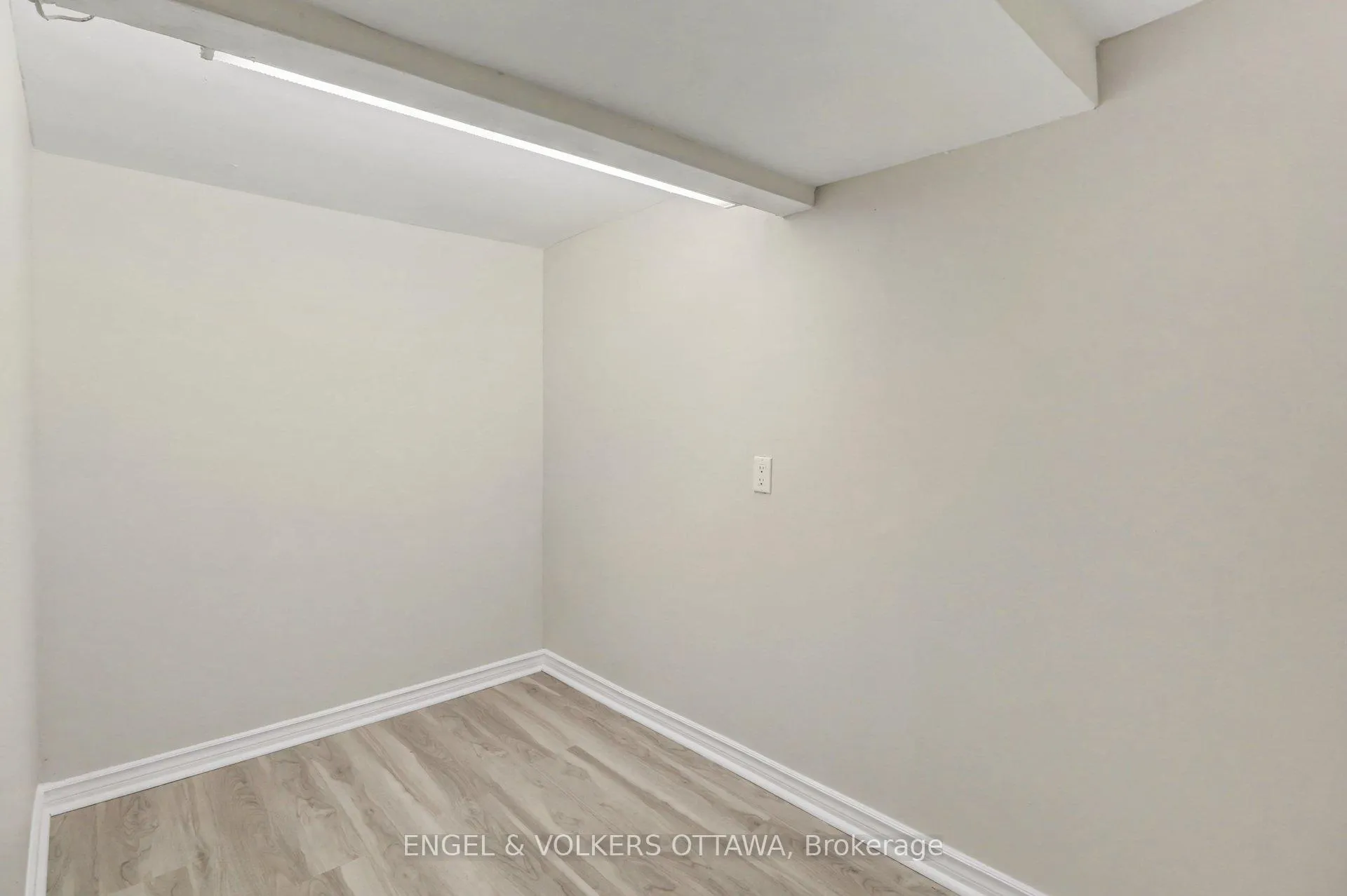 Photo 12 of 176 Arlington Avenue, Ottawa, Ottawa Centre — HOMEH