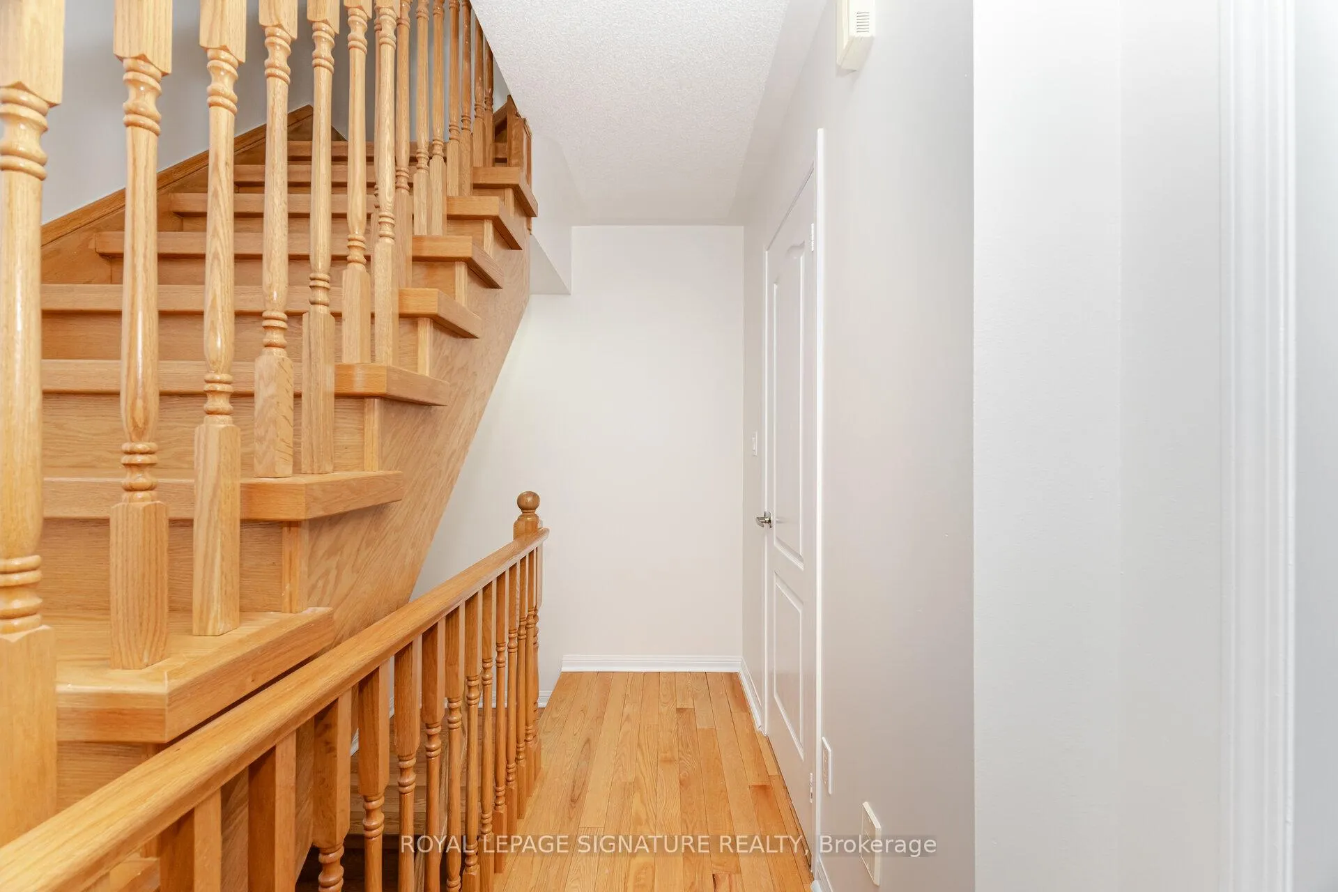 Photo 7 of 1182 Barnard Drive, Milton, Beaty — HOMEH