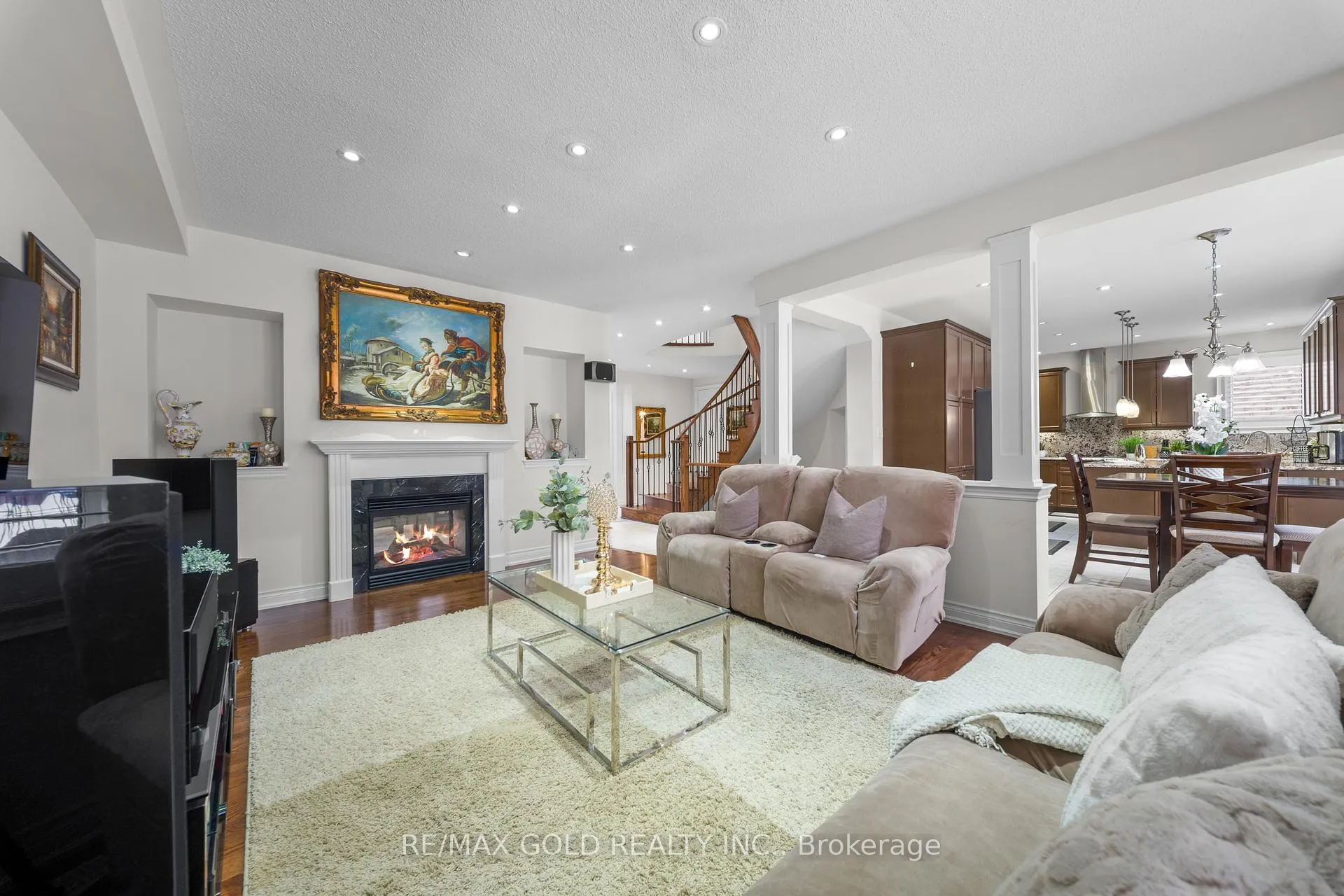 Photo 17 of 19 Portside Crescent, Brampton, Sandringham-Wellington — HOMEH