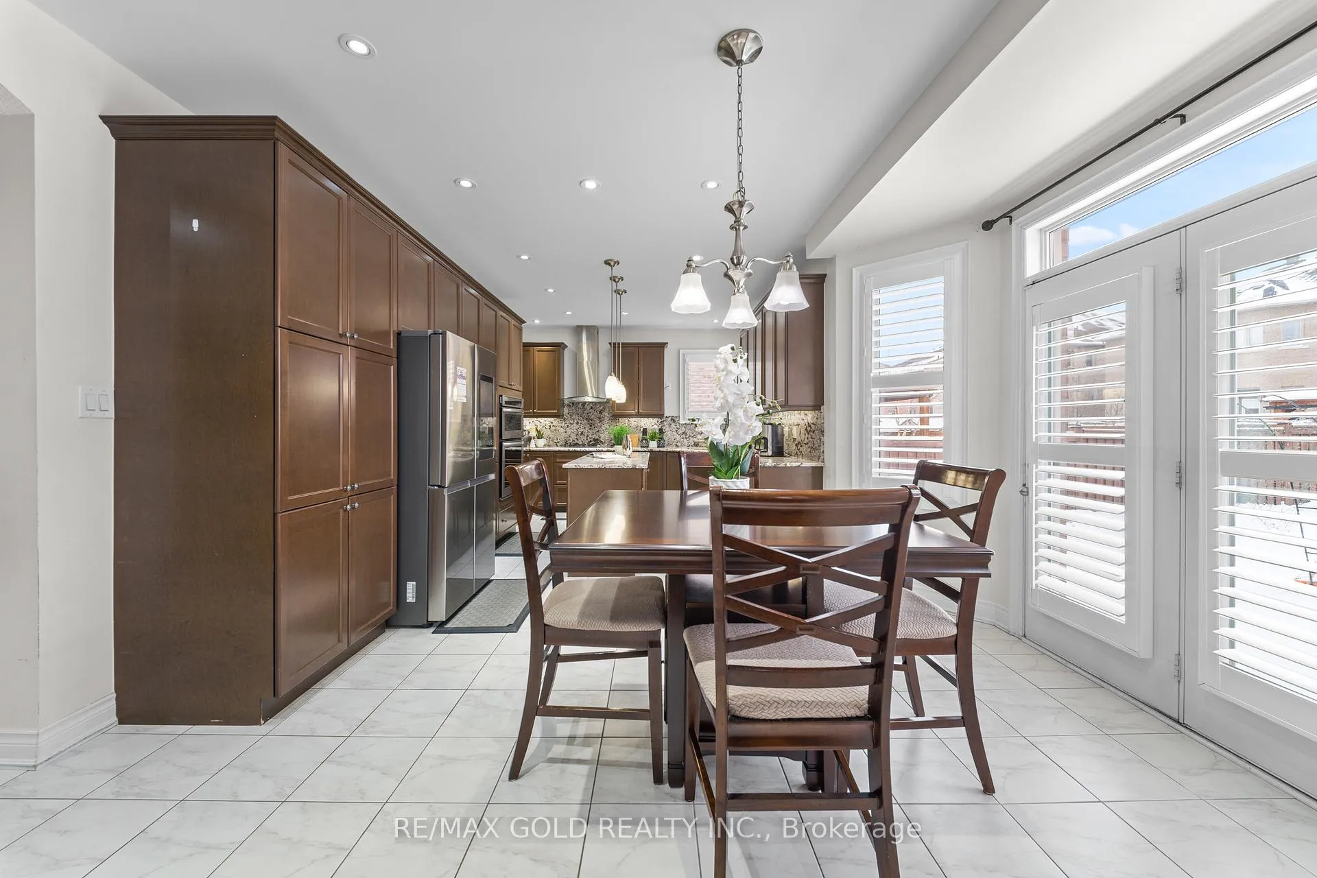 Photo 18 of 19 Portside Crescent, Brampton, Sandringham-Wellington — HOMEH