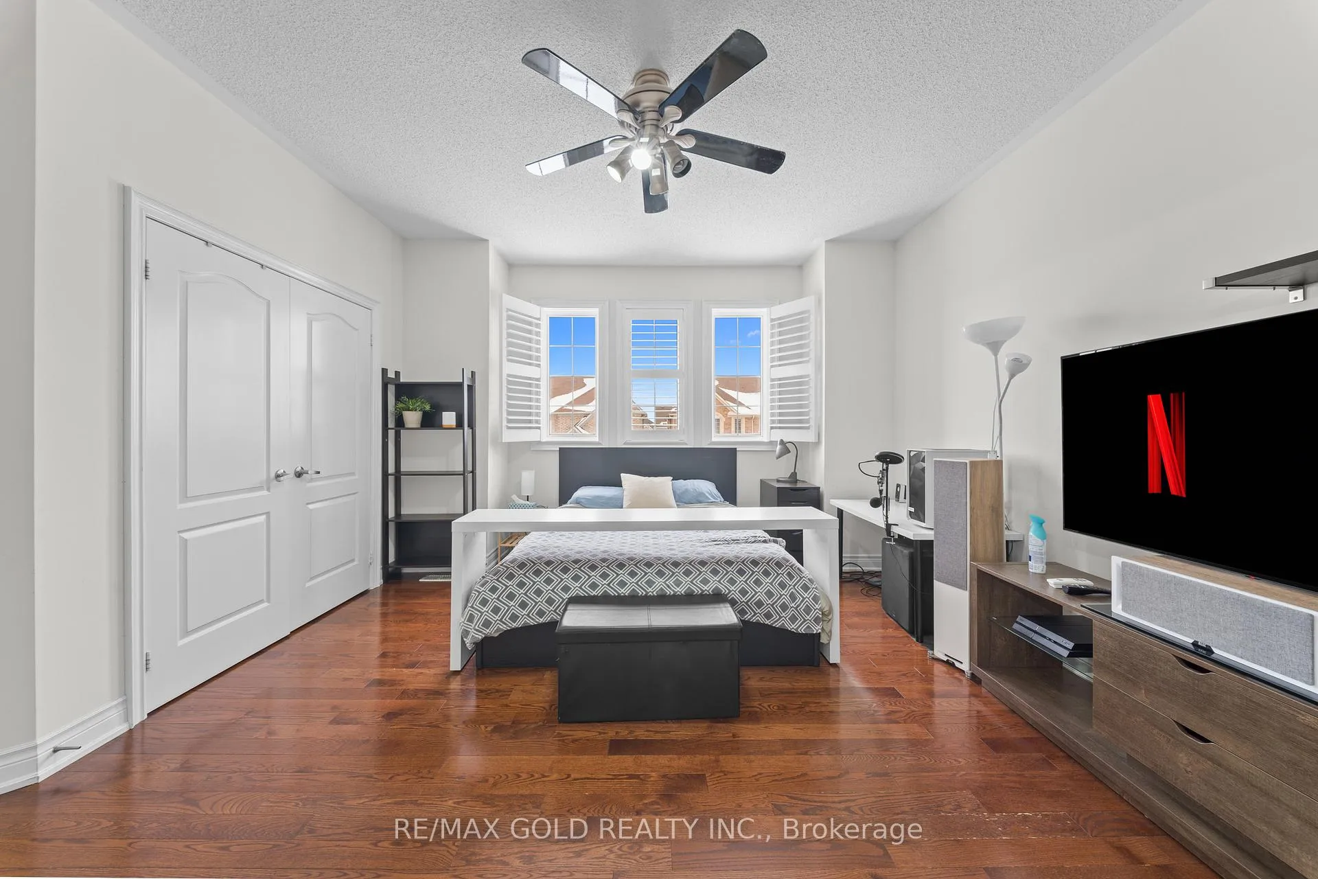 Photo 44 of 19 Portside Crescent, Brampton, Sandringham-Wellington — HOMEH