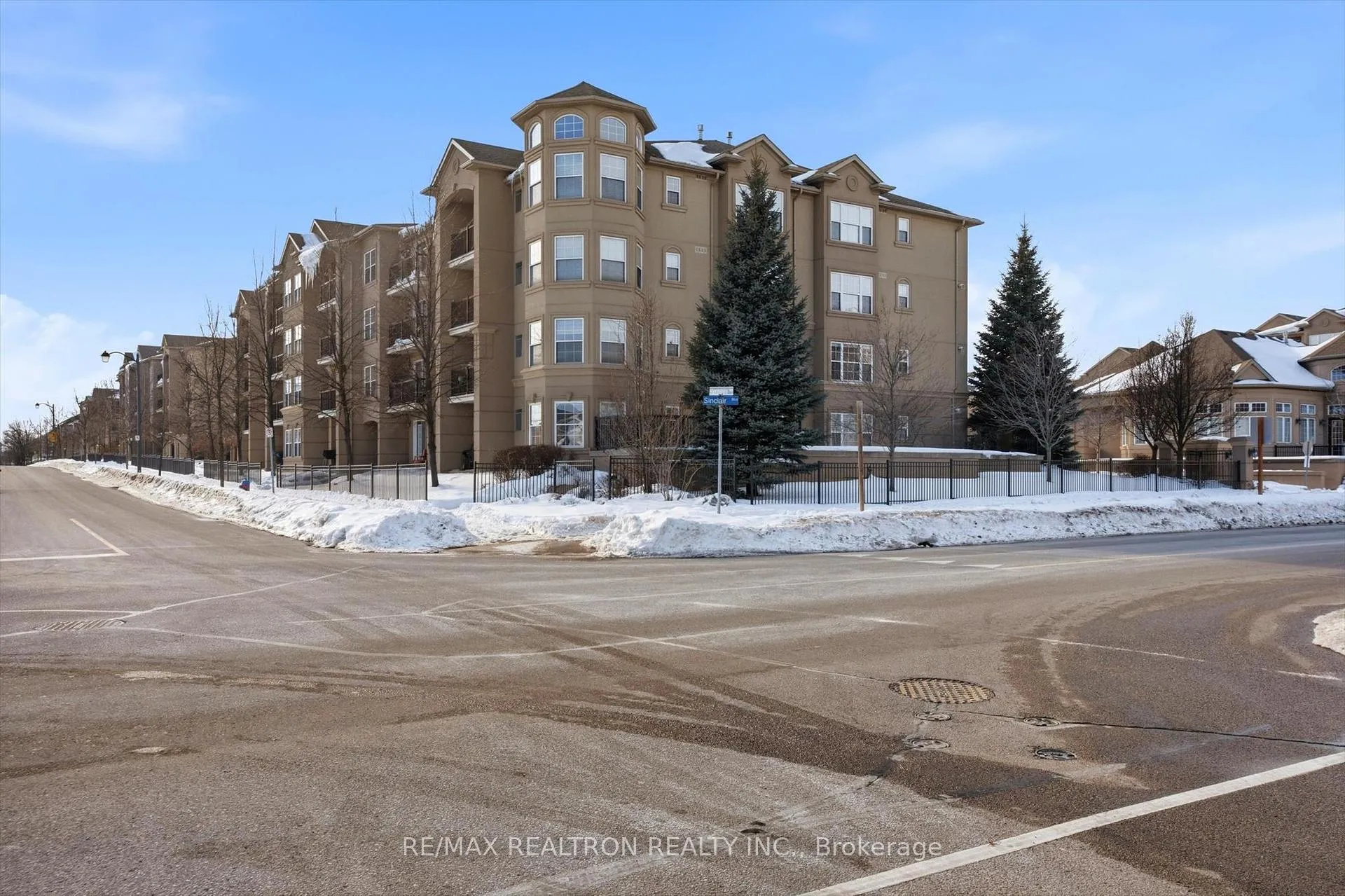 Photo 2 of Unit 408, 1390 Main Street E, Milton, Dempsey — HOMEH