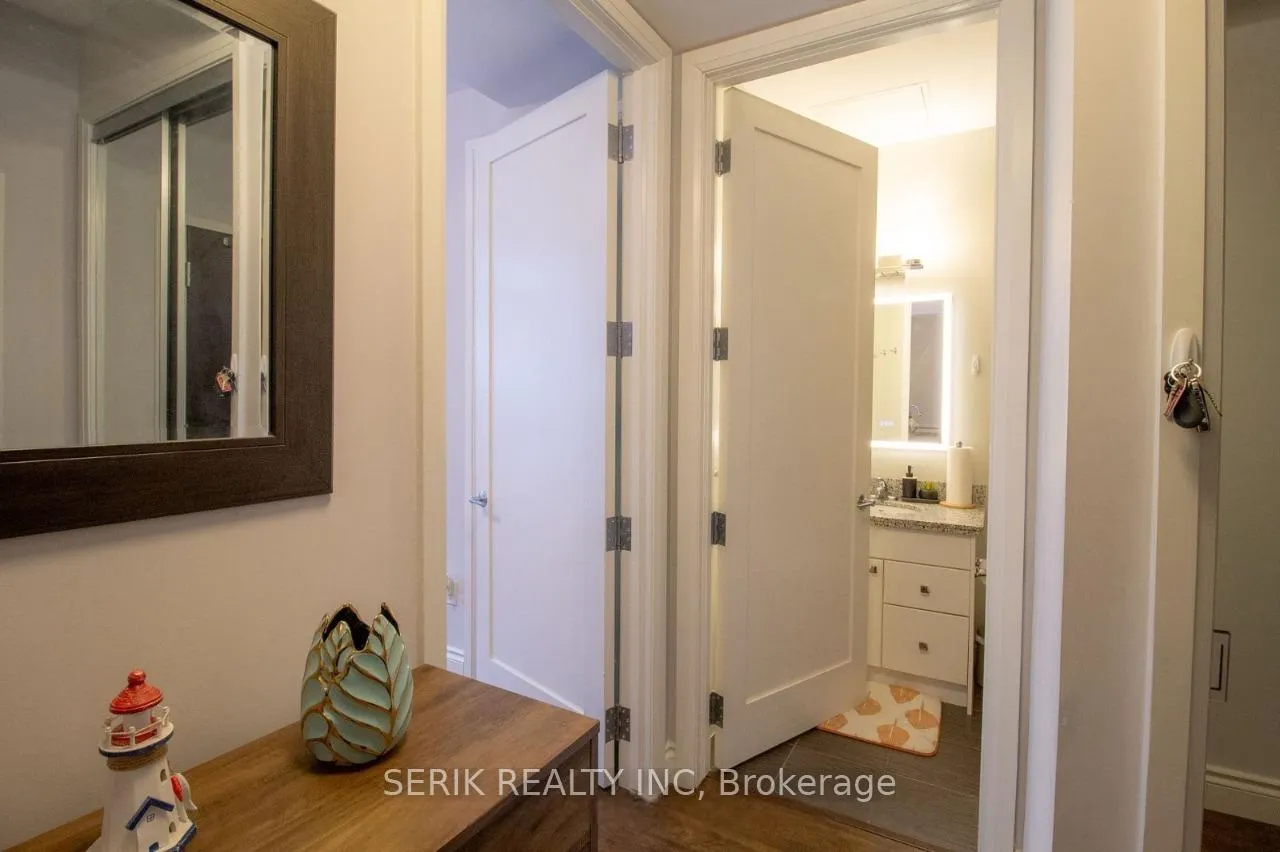 Photo 8 of Unit 911, 112 King Street E, Hamilton, Beasley — HOMEH