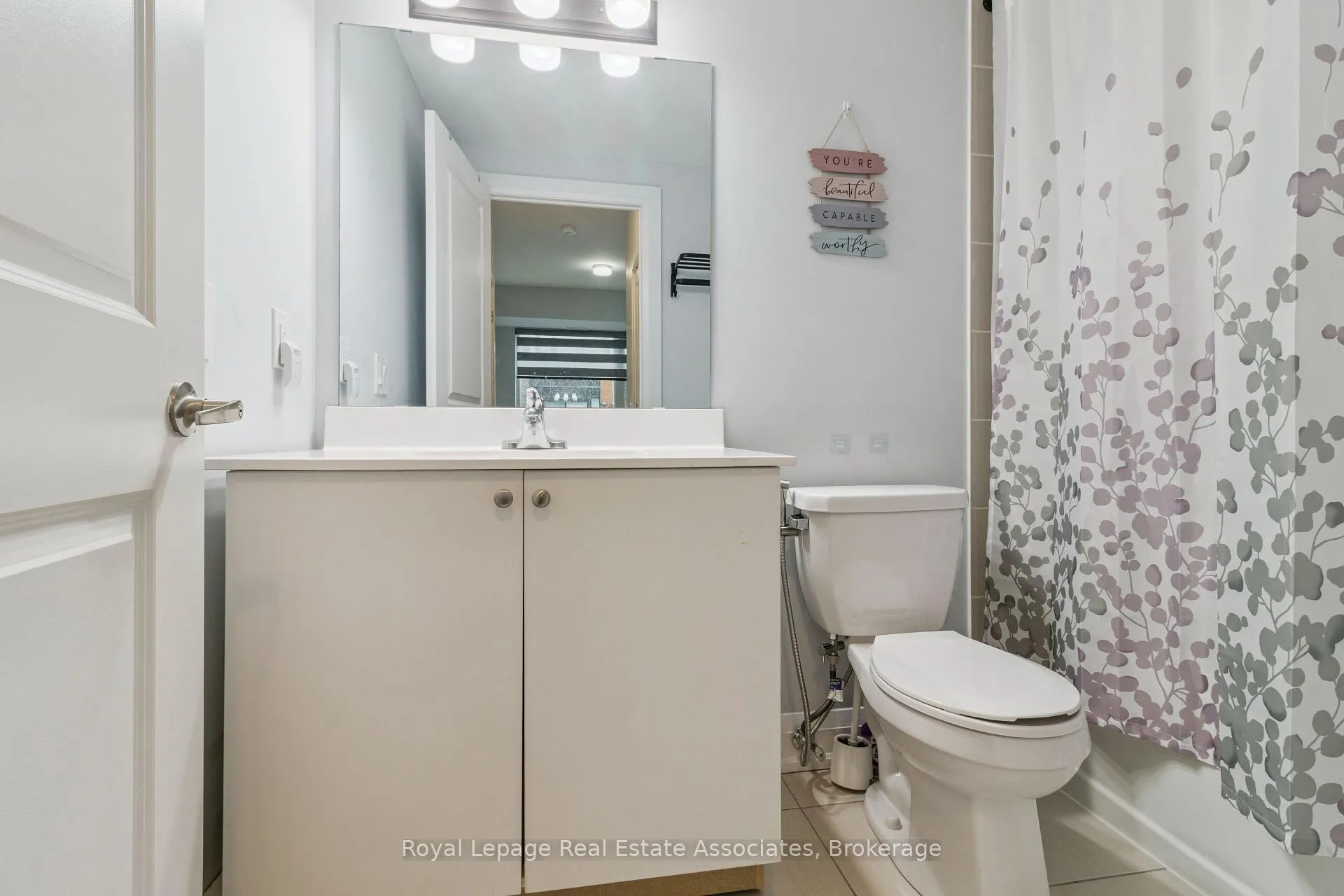 Photo 13 of Unit D203, 5289 Highway 7, Vaughan, Vaughan Grove — HOMEH