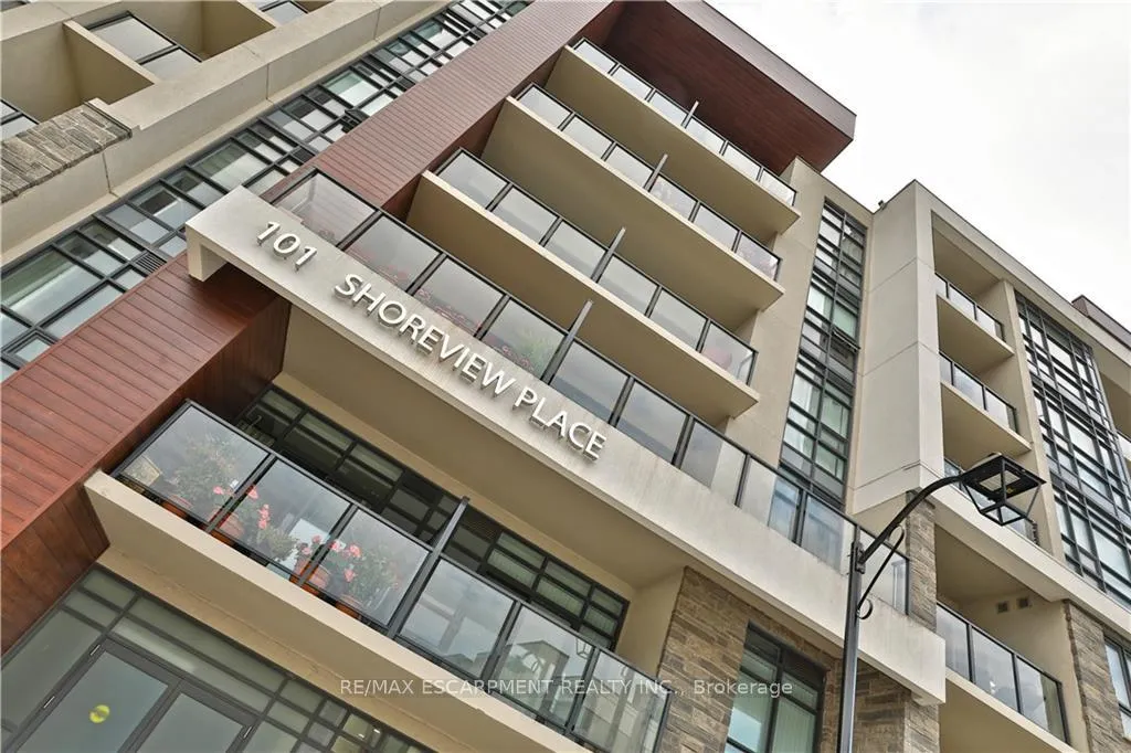 Photo 2 of Unit 107, 101 Shoreview Place, Hamilton, Lakeshore — HOMEH