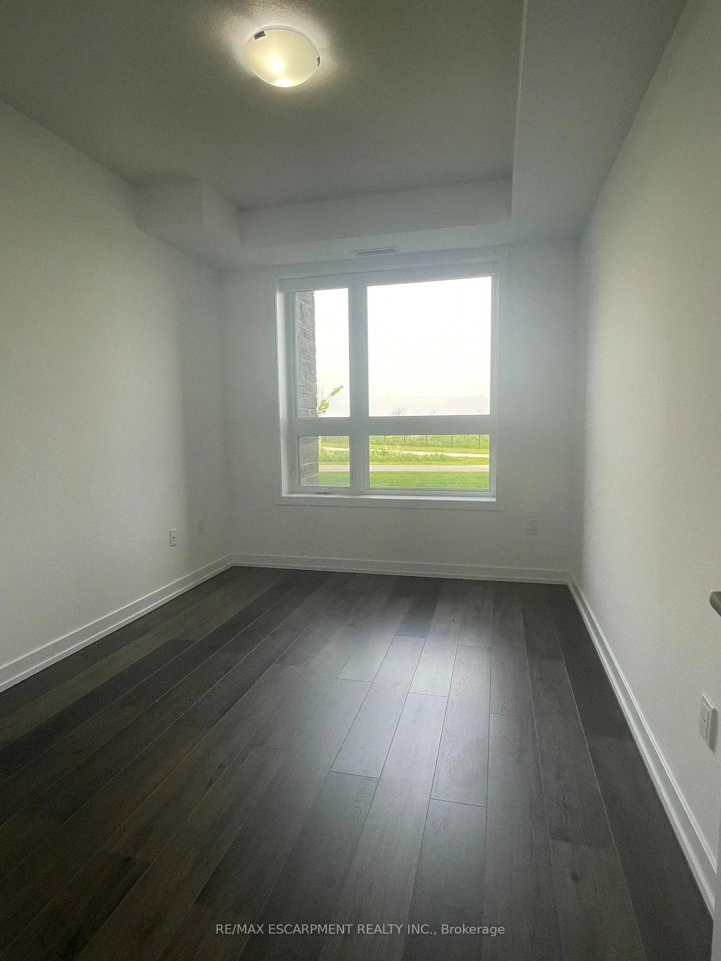Photo 21 of Unit 107, 101 Shoreview Place, Hamilton, Lakeshore — HOMEH