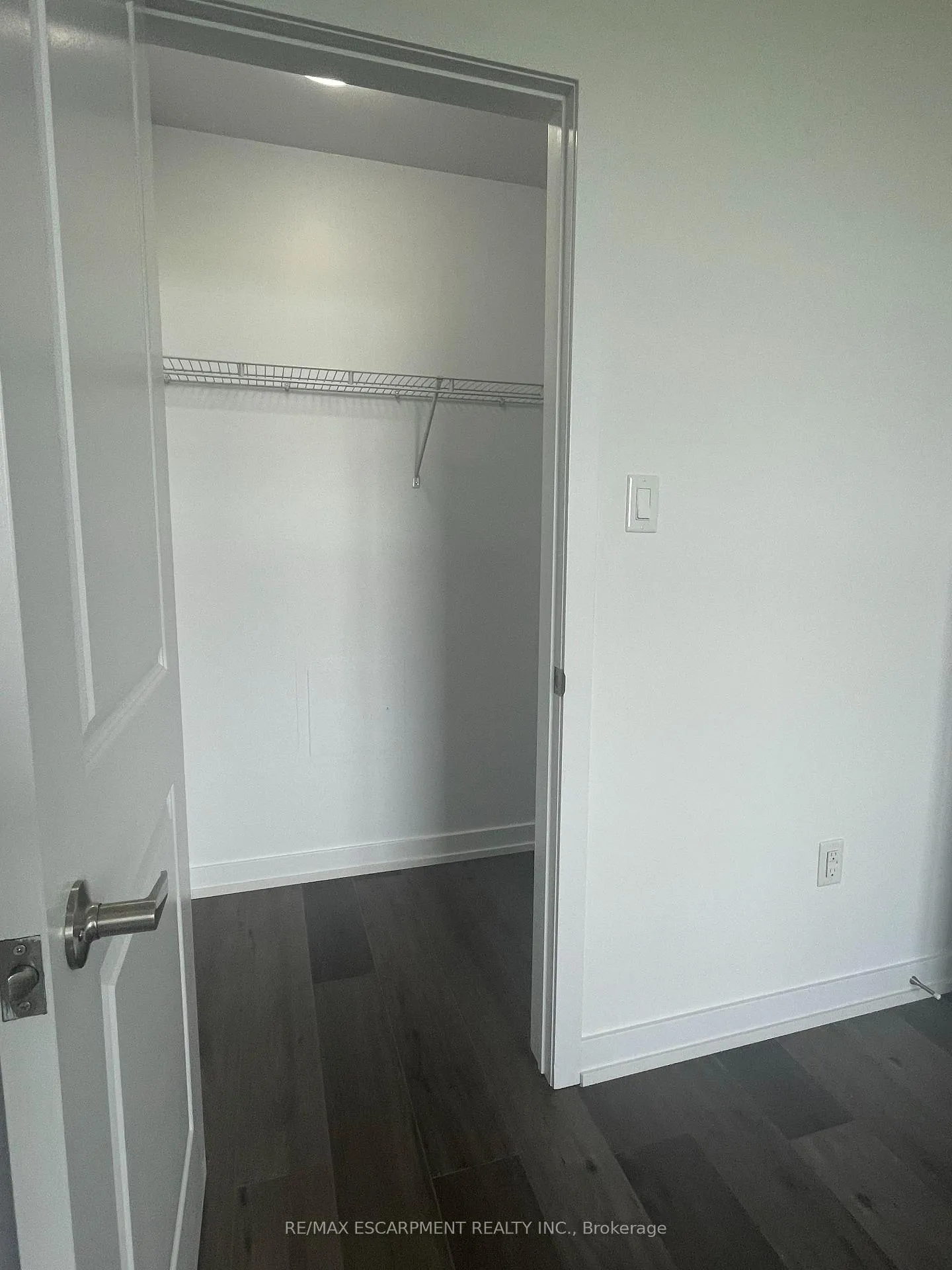 Photo 22 of Unit 107, 101 Shoreview Place, Hamilton, Lakeshore — HOMEH