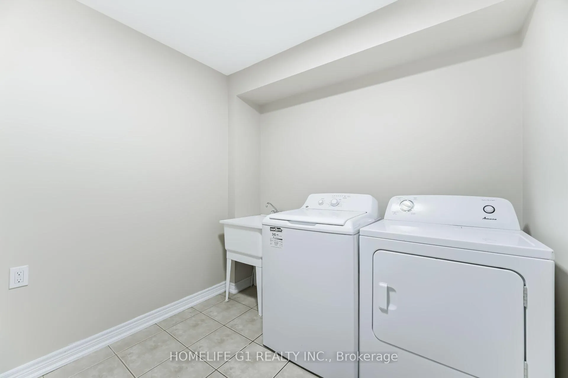 Photo 11 of 223 Inspire Boulevard, Brampton, Sandringham-Wellington North — HOMEH