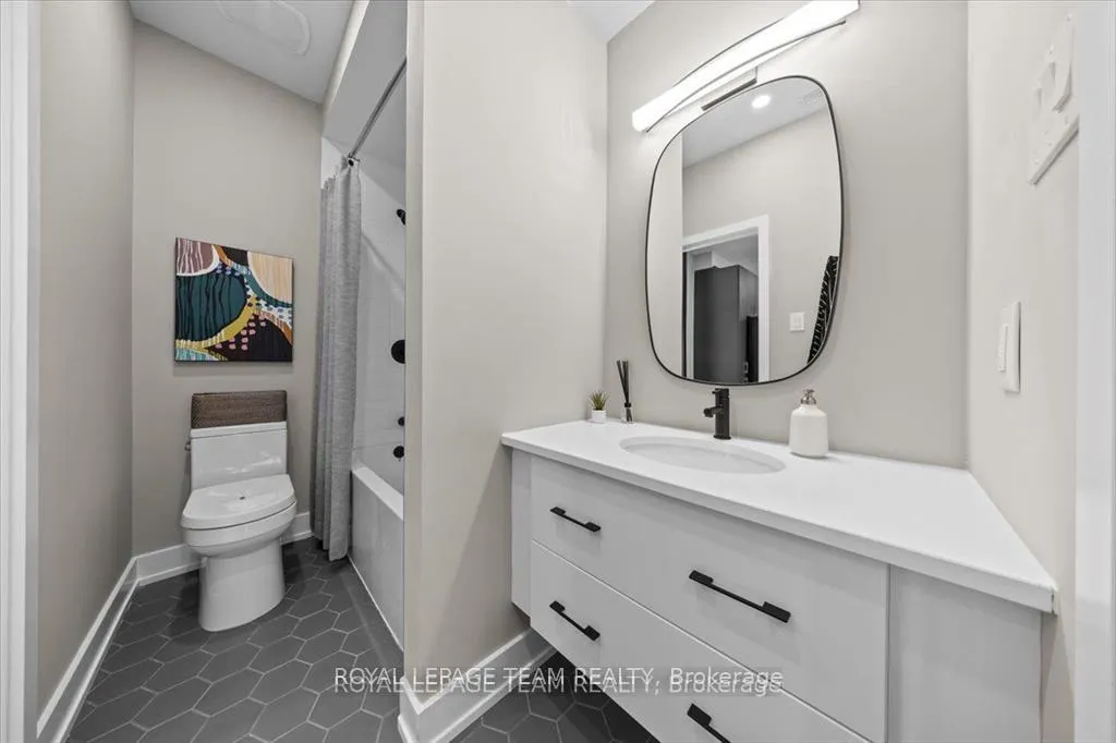 Photo 15 of Unit 211, 2376 Tenth Line Road, Ottawa, Avalon West — HOMEH