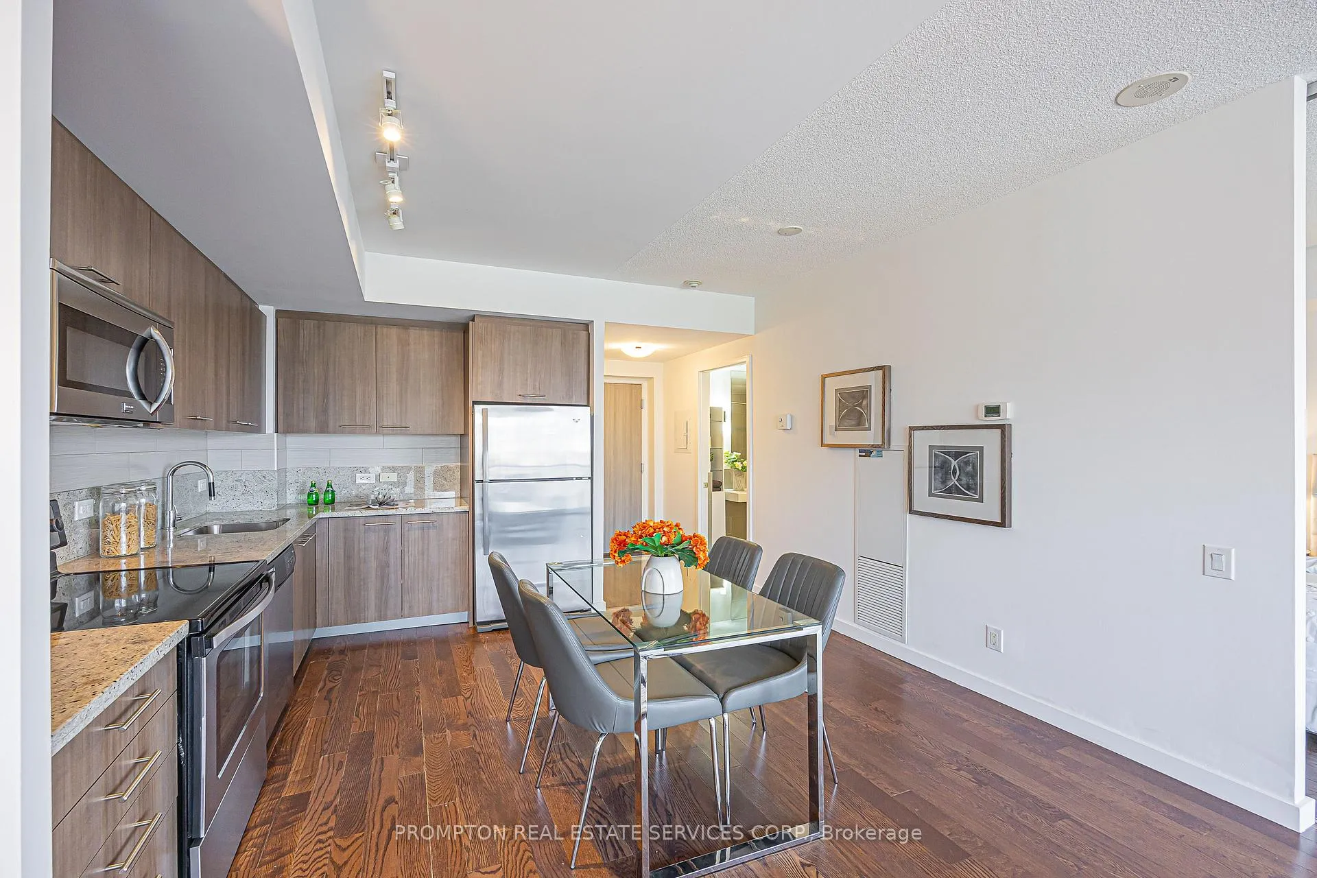 Photo 6 of Unit 601, 70 Distillary Lane, Toronto, Waterfront Communities — HOMEH