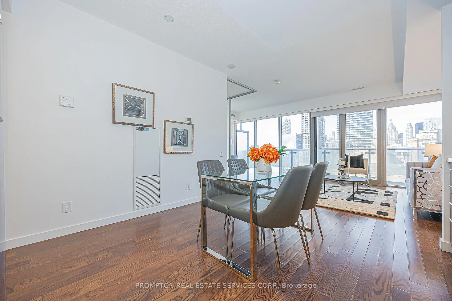 Photo 7 of Unit 601, 70 Distillary Lane, Toronto, Waterfront Communities — HOMEH