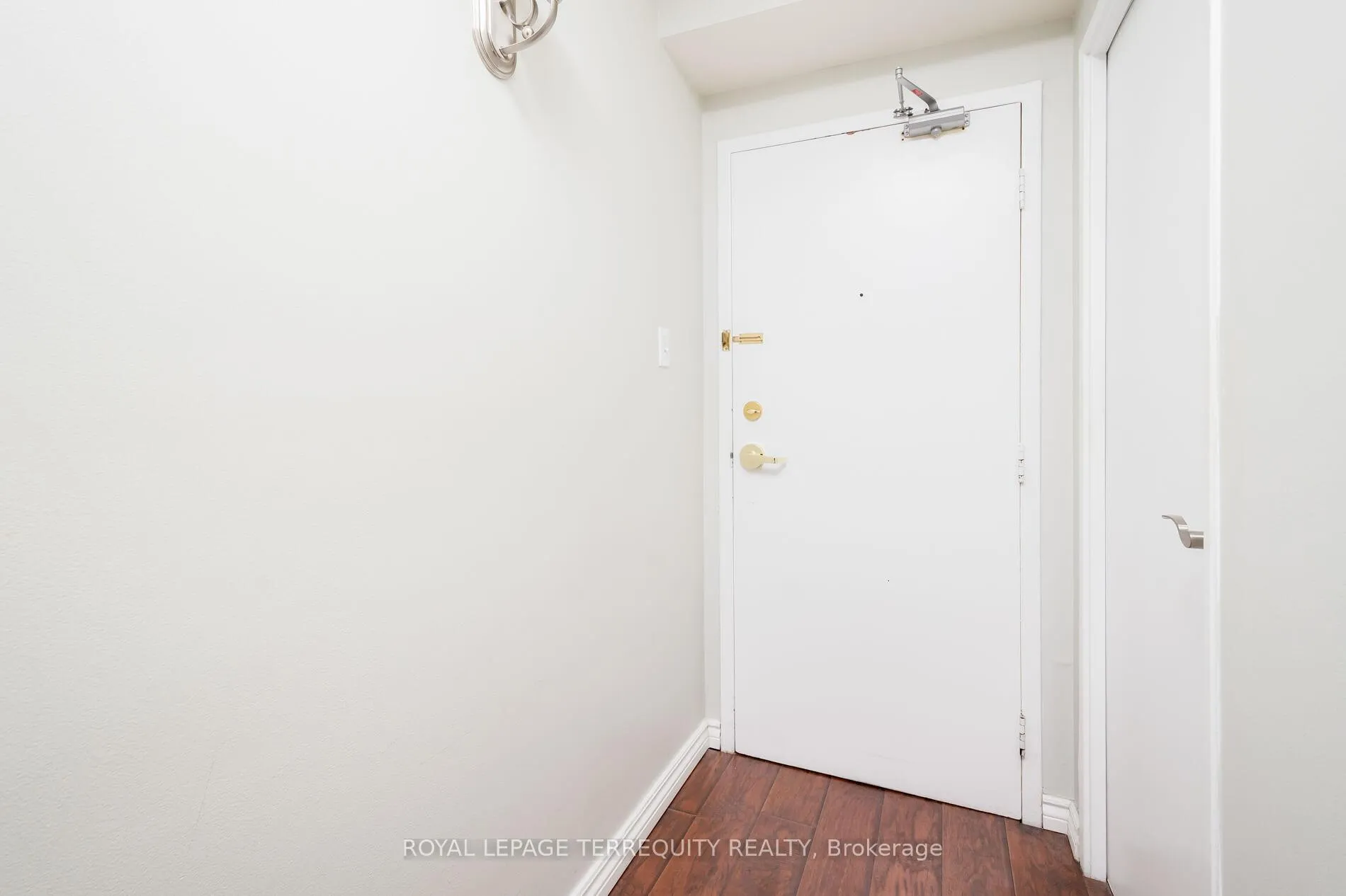 Photo 2 of Unit 1004, 121 Ling Road, Scarborough, West Hill — HOMEH