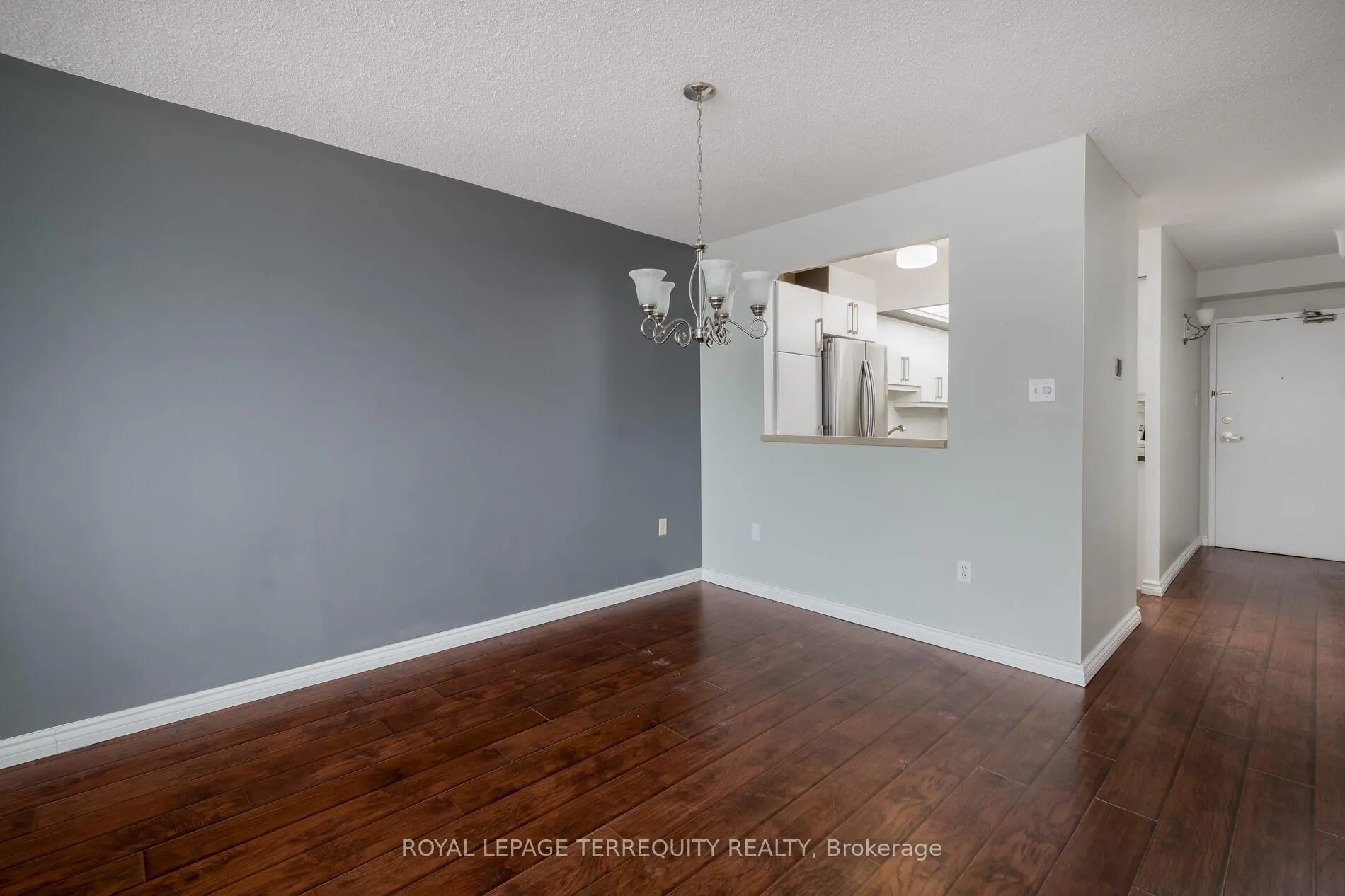 Photo 3 of Unit 1004, 121 Ling Road, Scarborough, West Hill — HOMEH